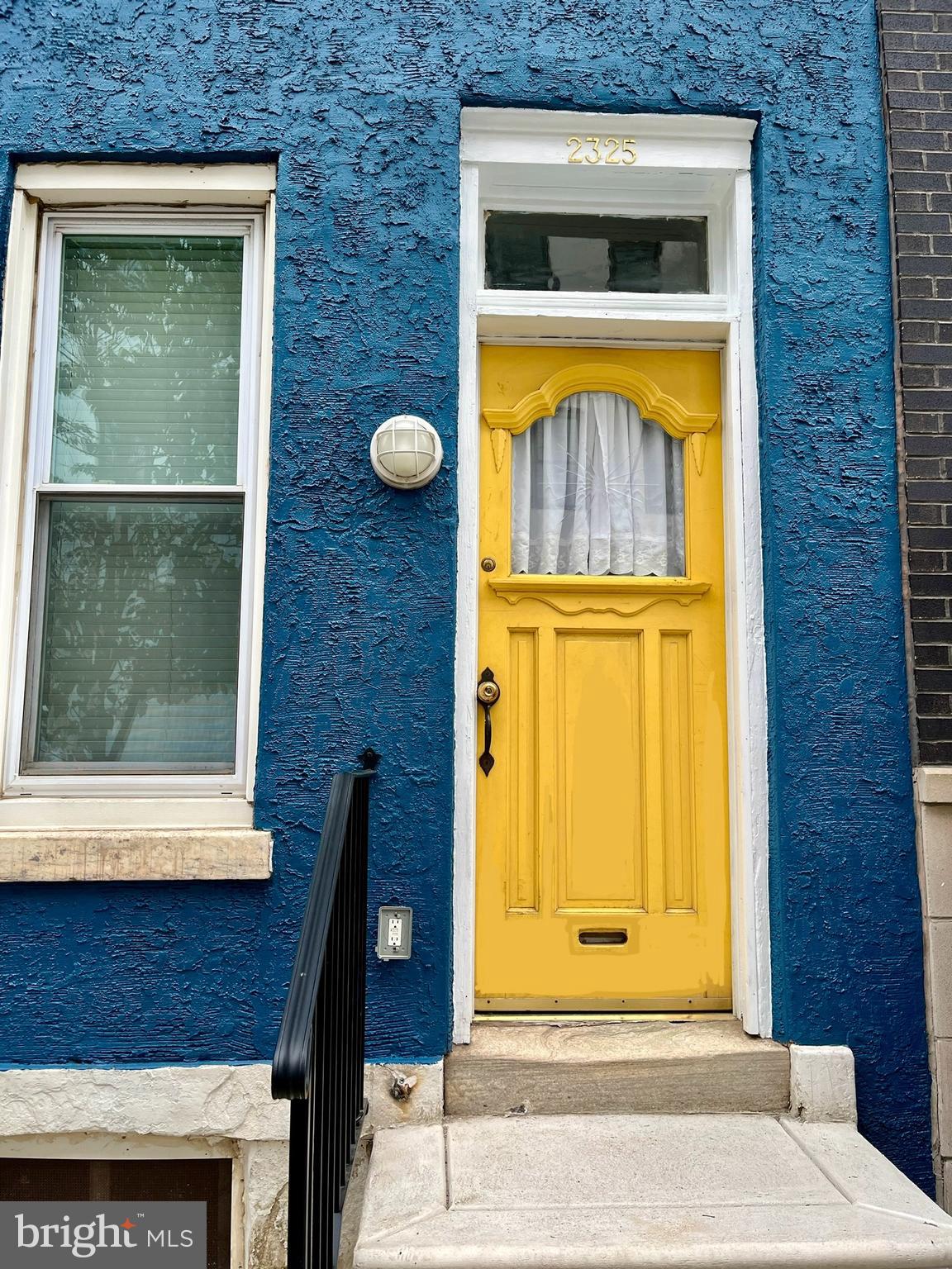 EAST KENSINGTON - Residential Lease