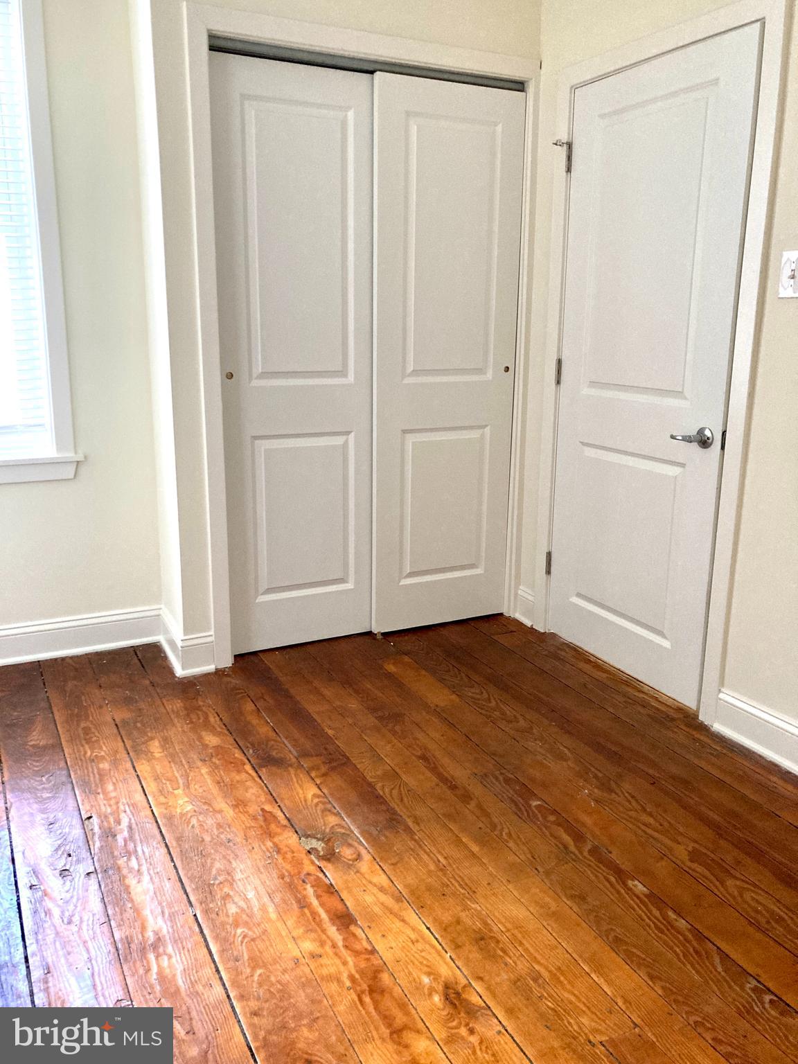 EAST KENSINGTON - Residential Lease