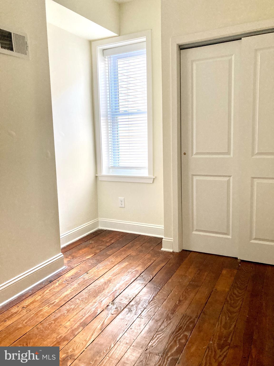 EAST KENSINGTON - Residential Lease