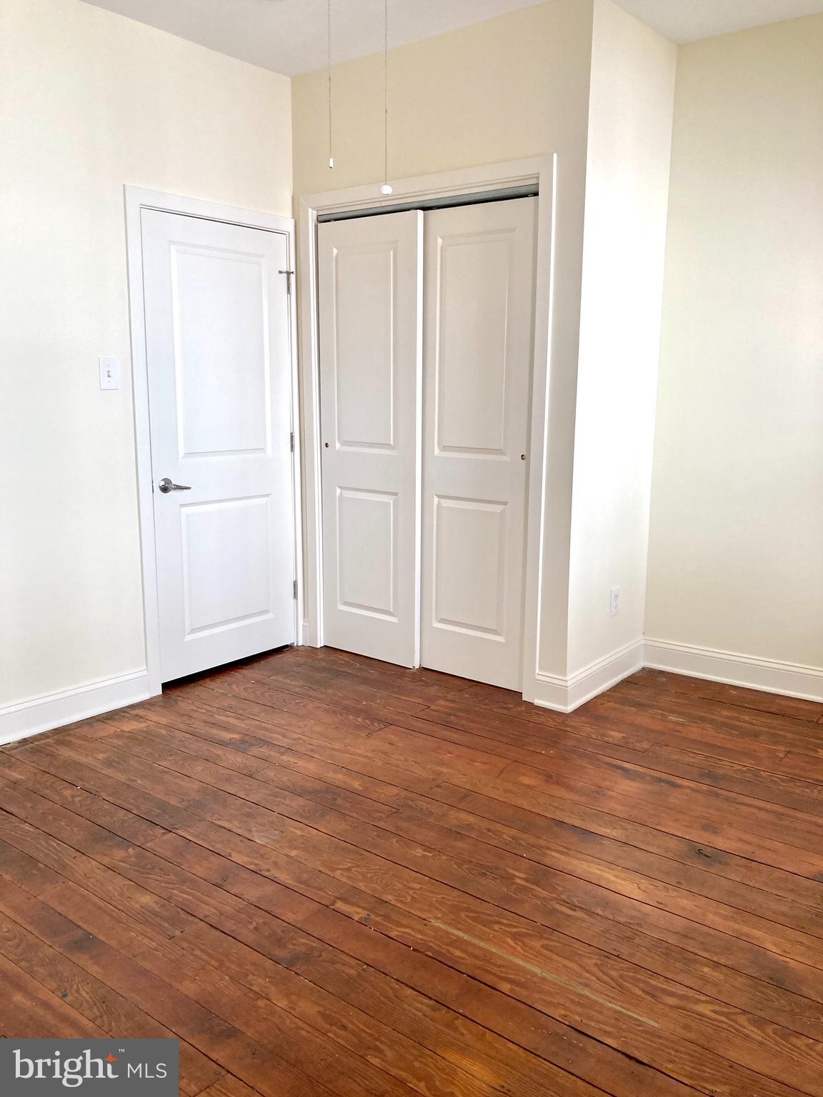 EAST KENSINGTON - Residential Lease