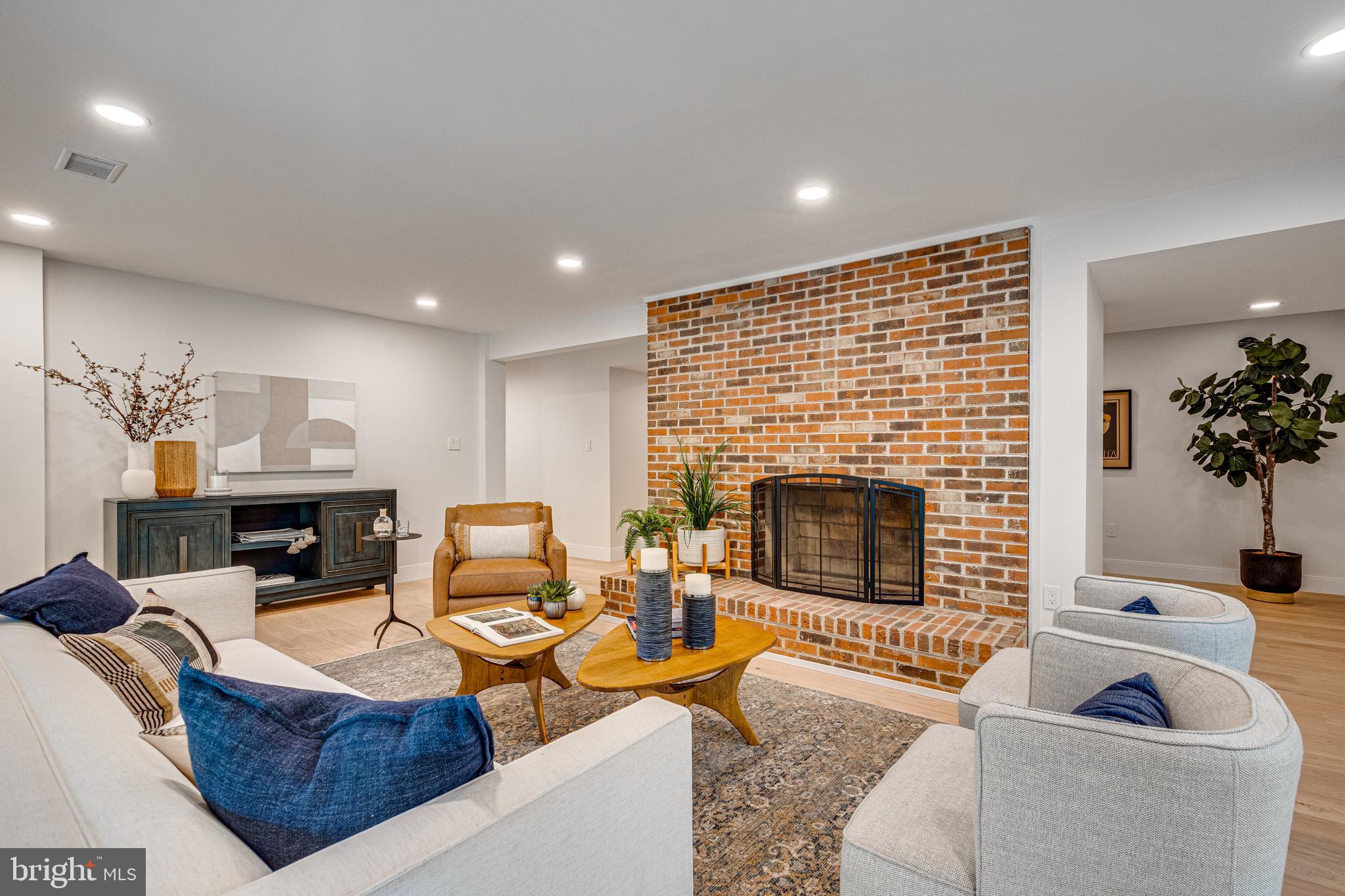 SOUTHDOWN - Residential