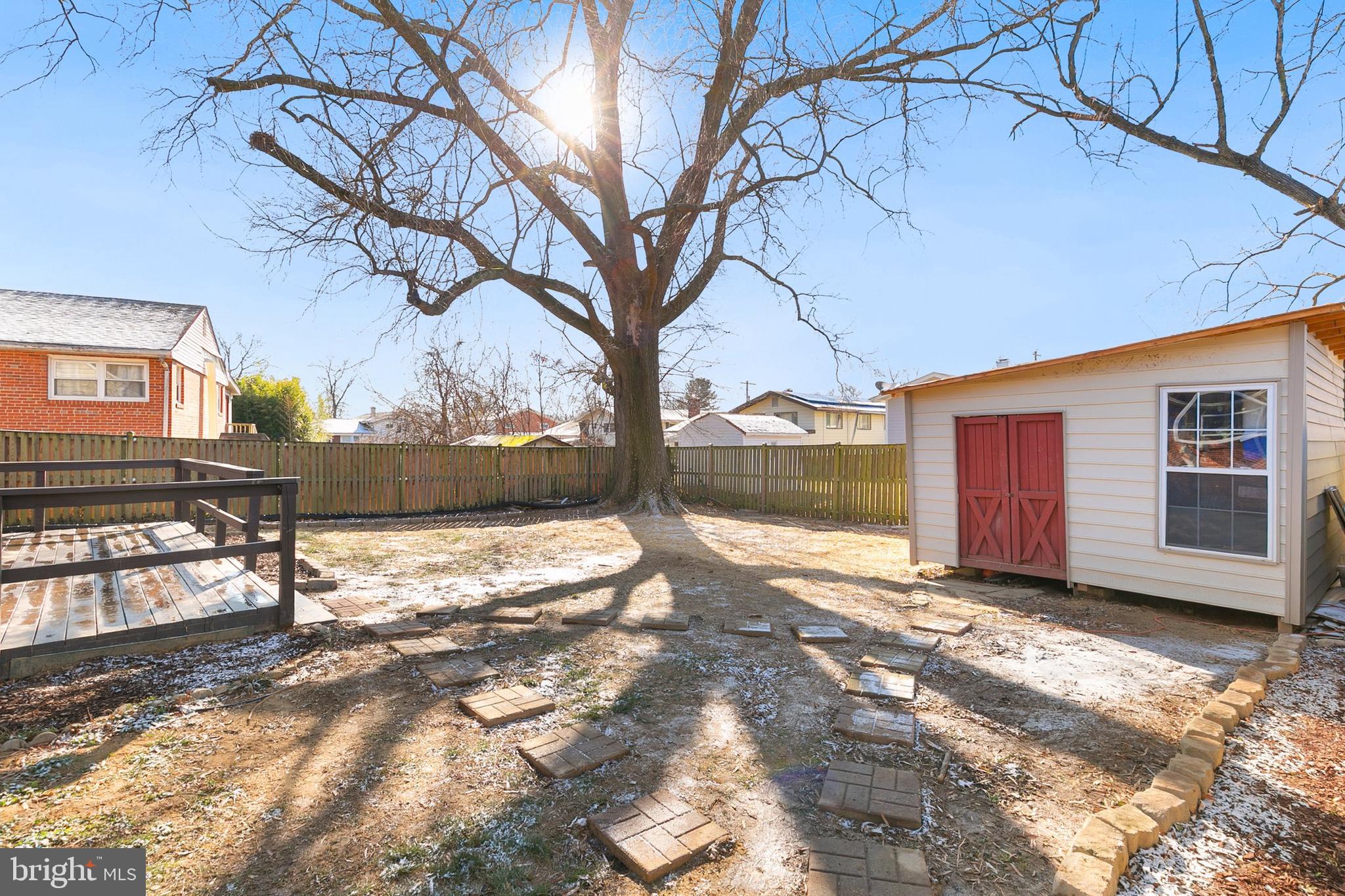 OAKVIEW - Residential