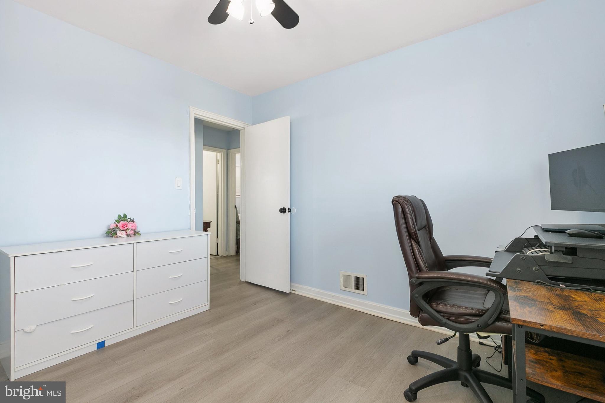 OAKVIEW - Residential