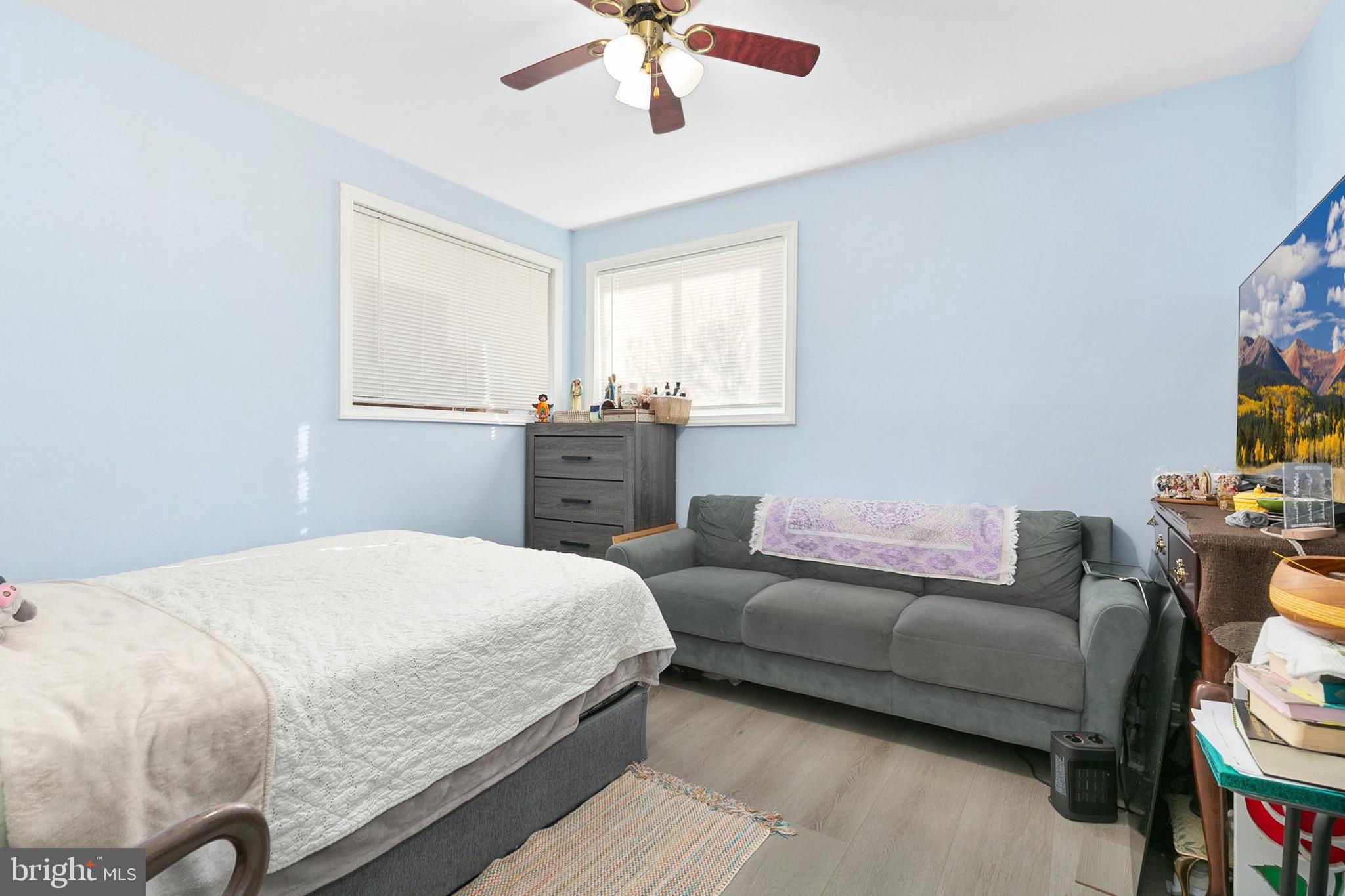 OAKVIEW - Residential