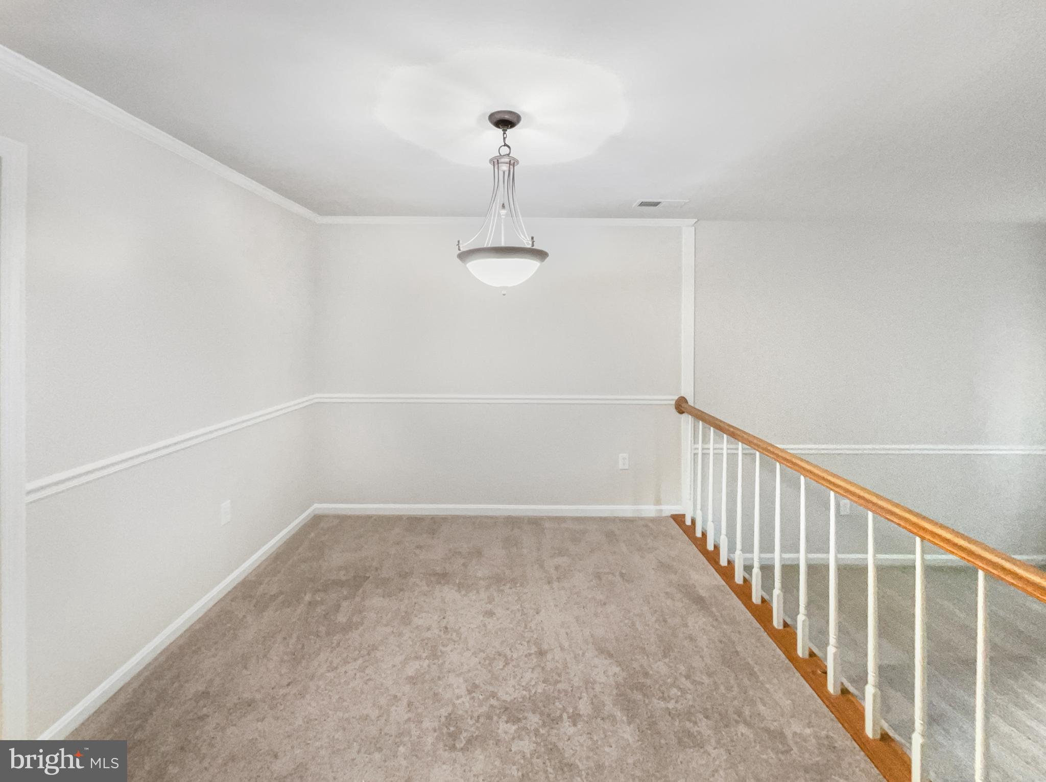 OAKTON CLOISTERS - Residential