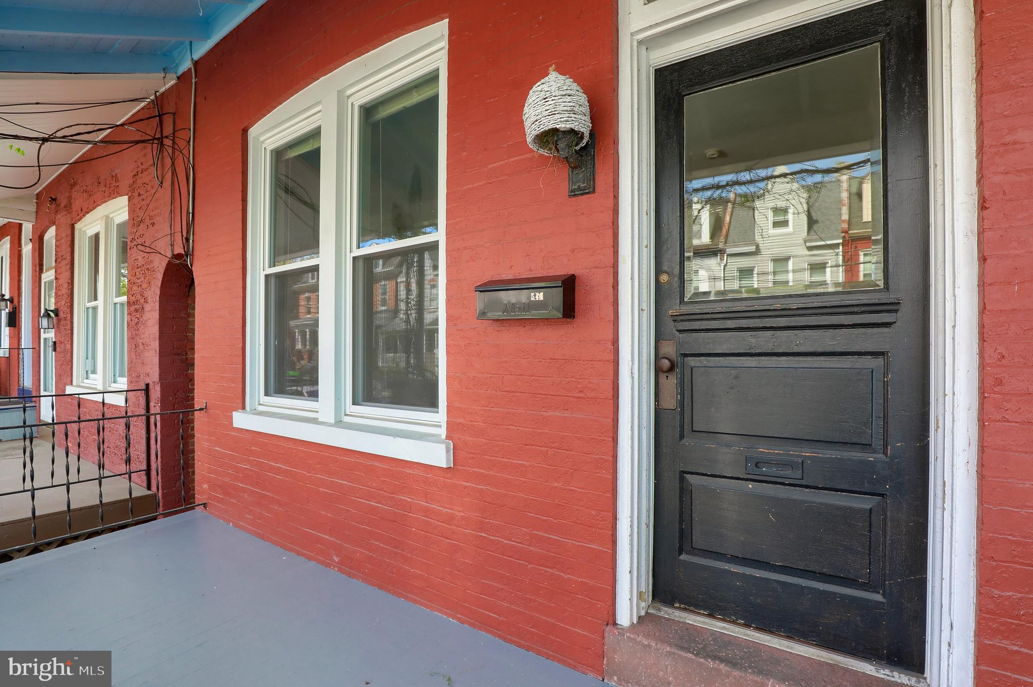 CHESTNUT HILL - Residential