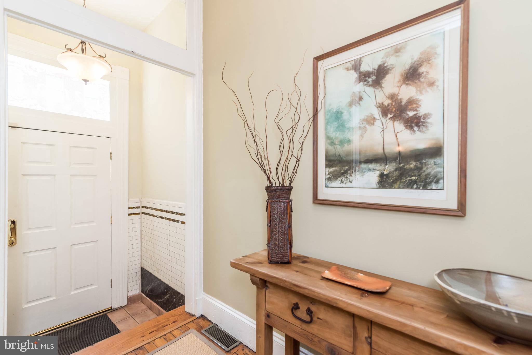 BUTCHER'S HILL - Residential