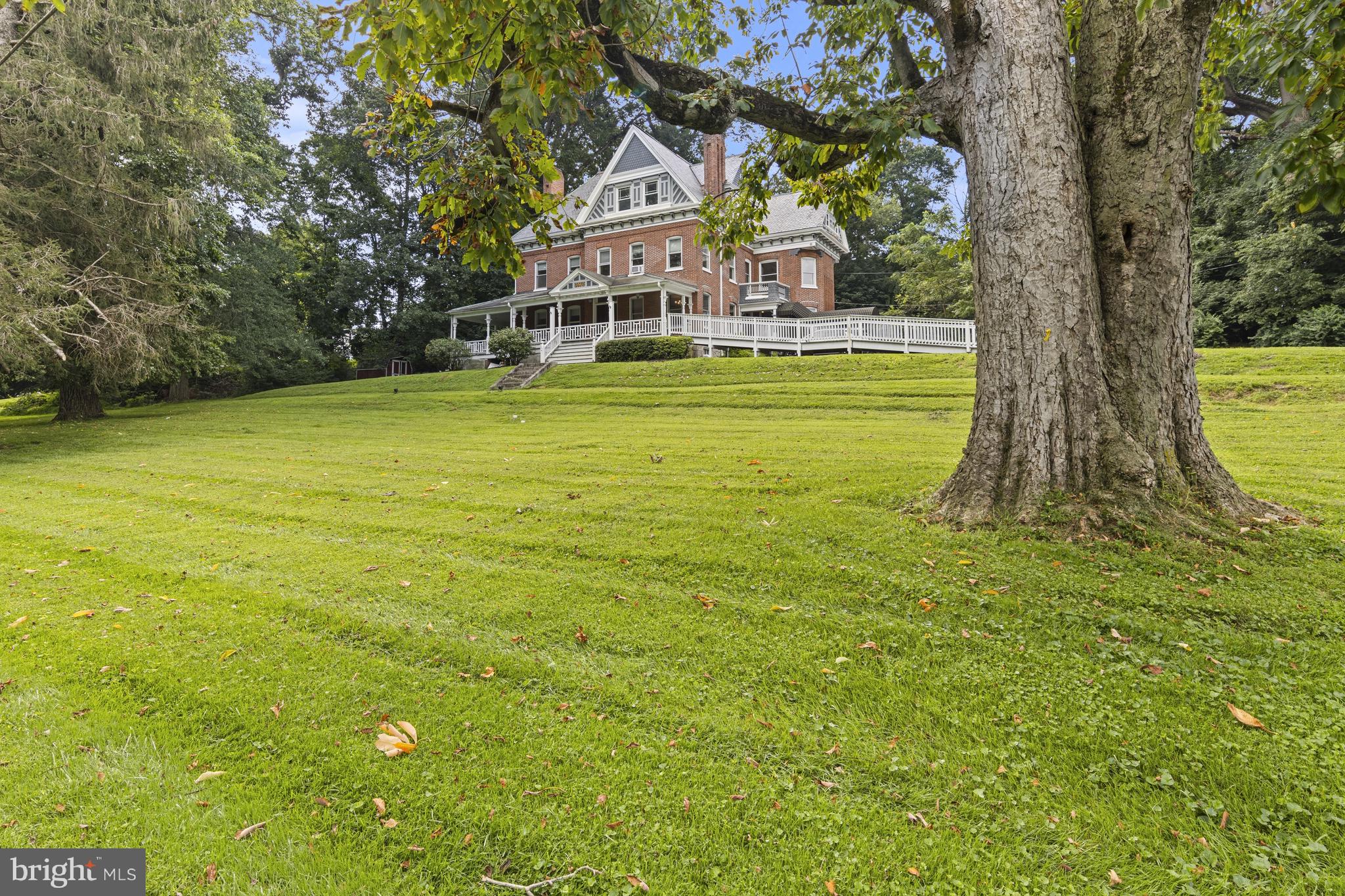 200 ROSEHILL ROAD