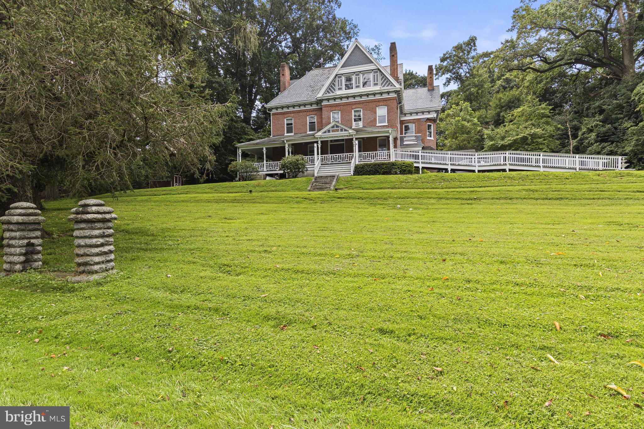 200 ROSEHILL ROAD