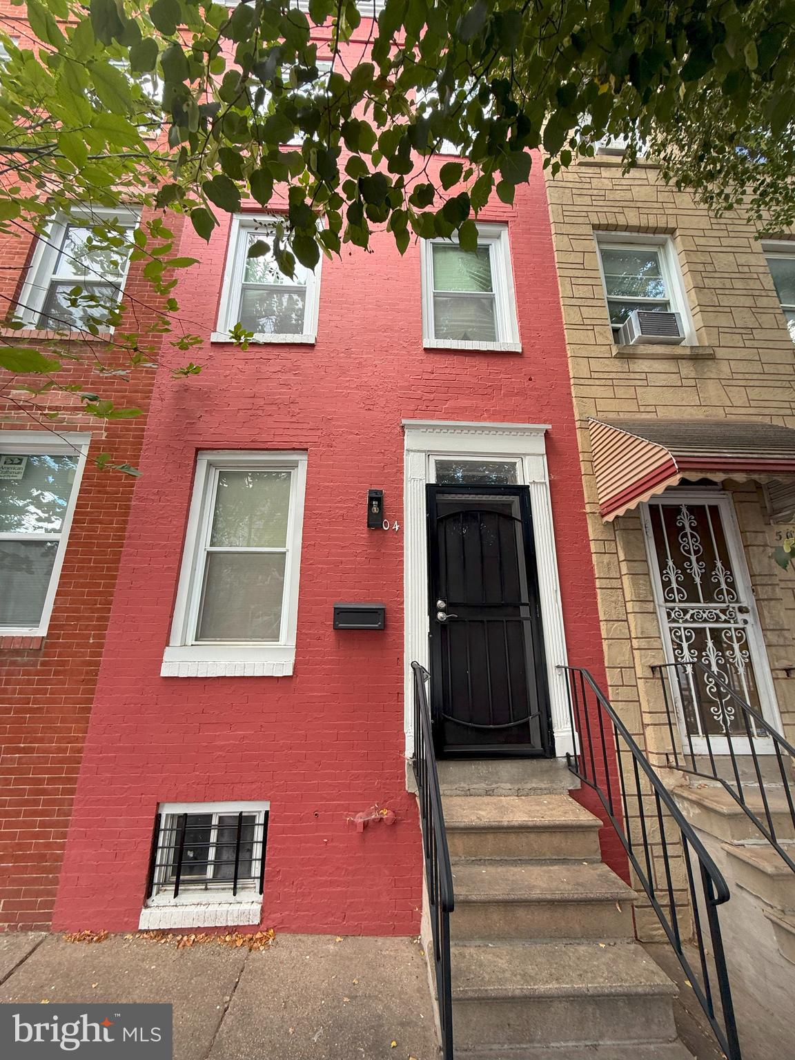 Recently renovated 3 Bedroom row home in the historic area of Madison Park. This home is available for immediate occupancy.