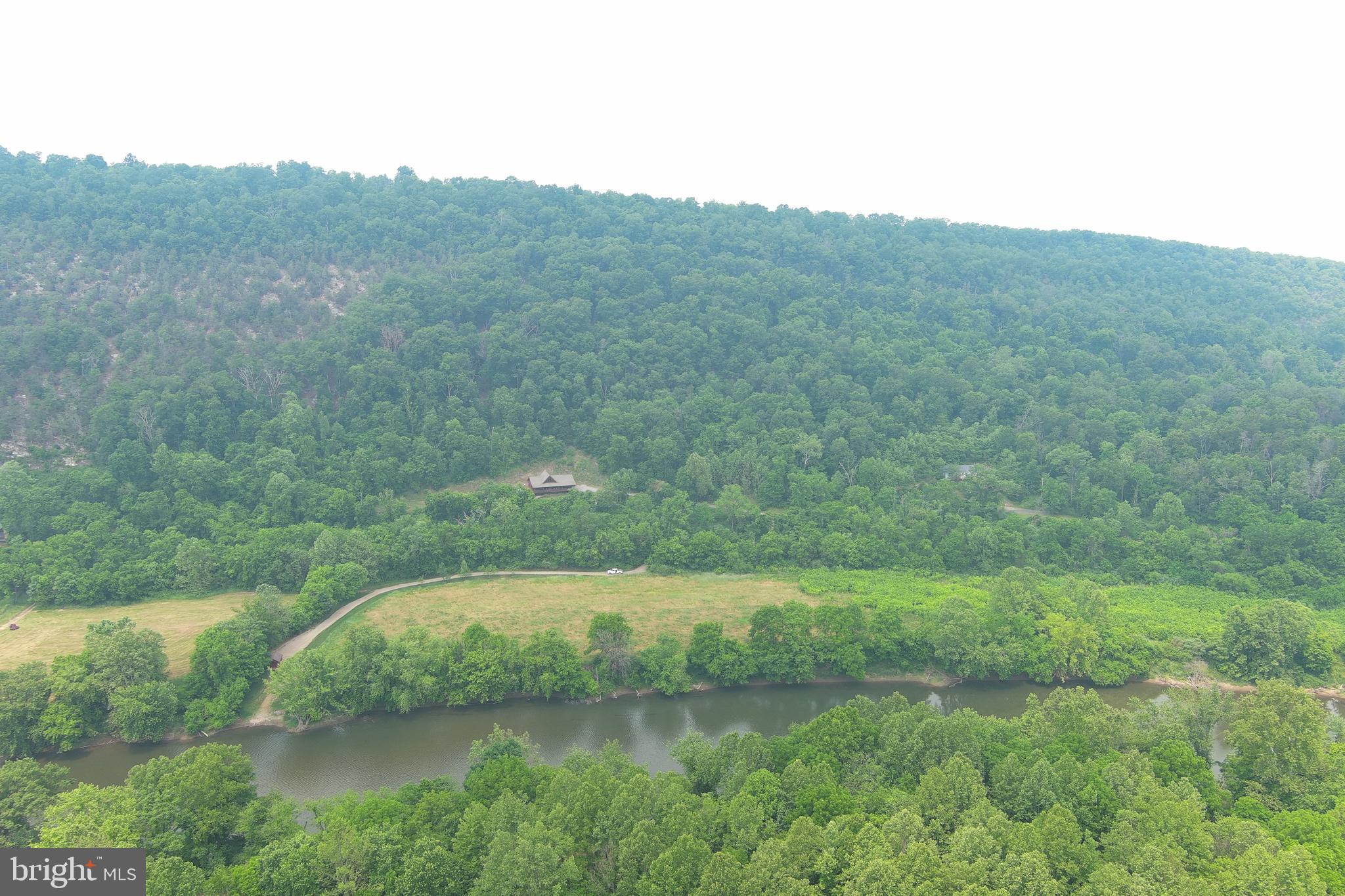 BLUE MEADOWS - Residential