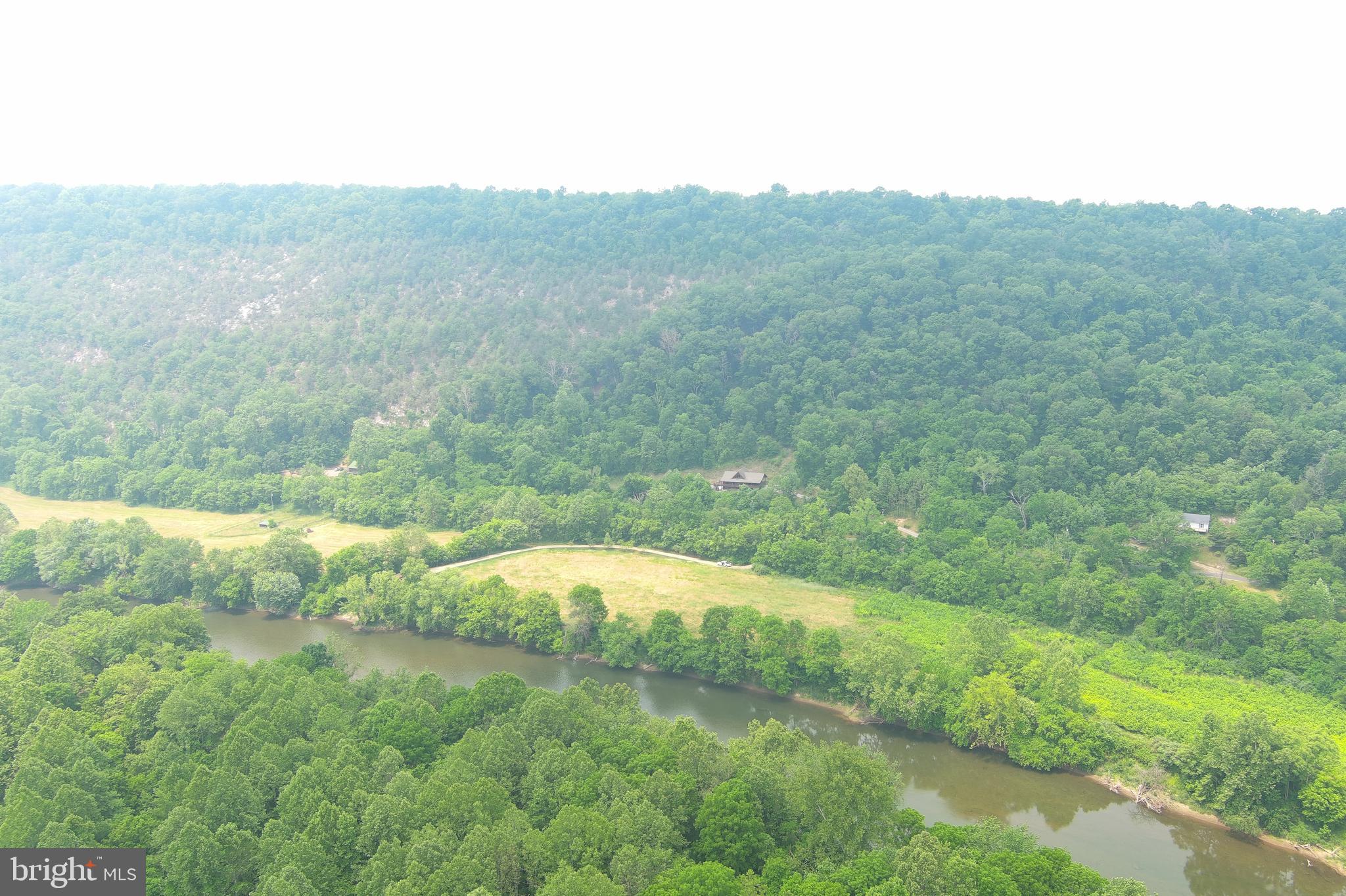 BLUE MEADOWS - Residential