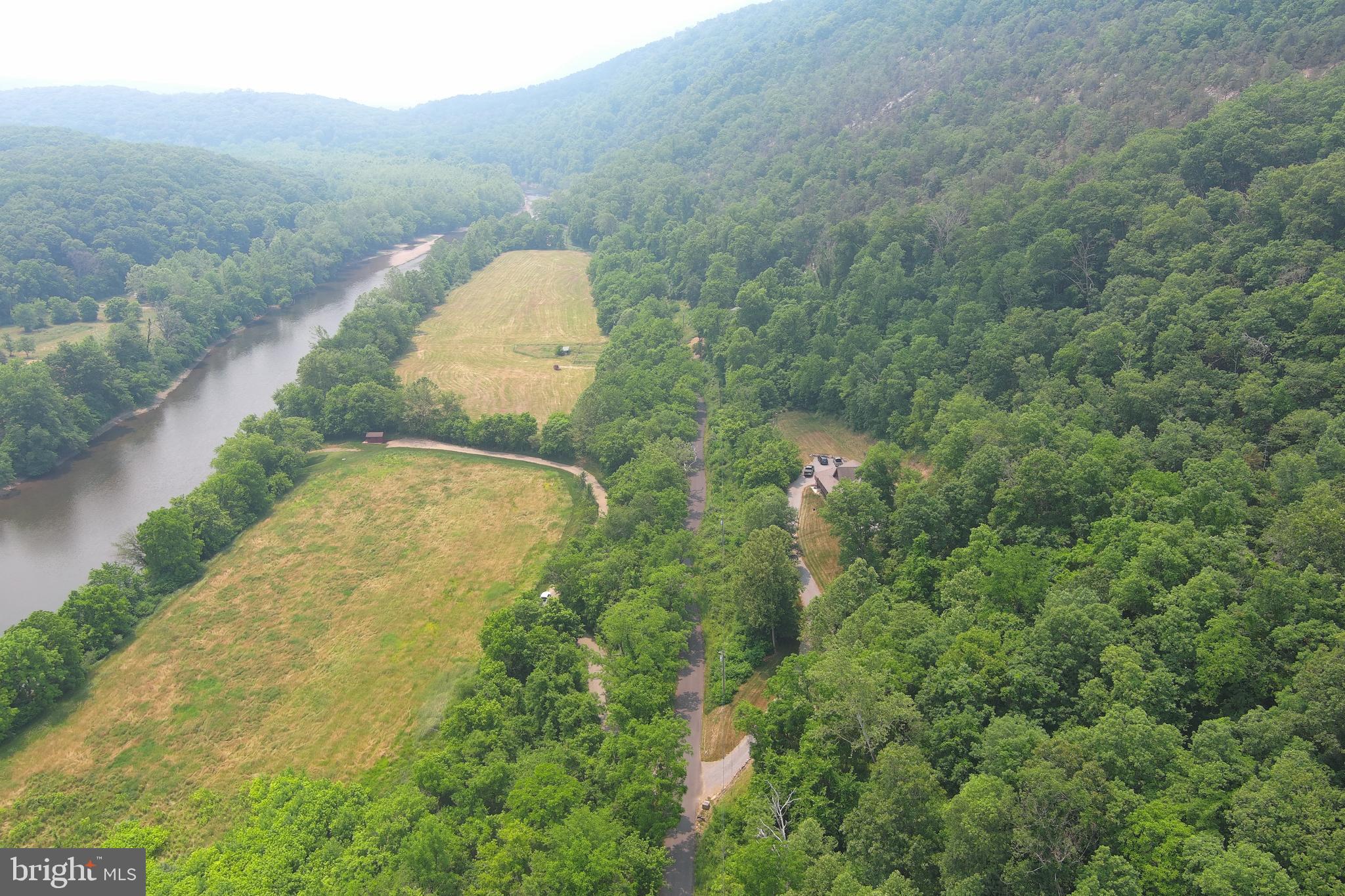 BLUE MEADOWS - Residential