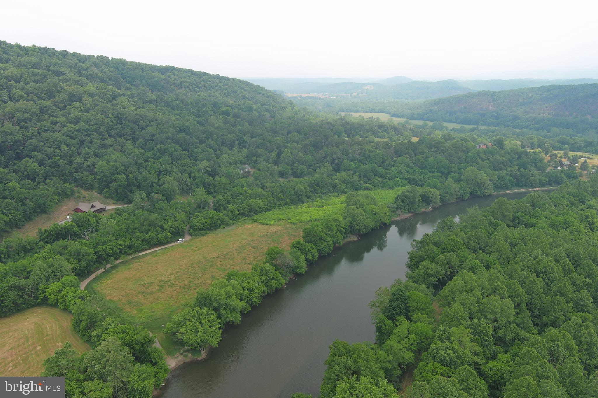 BLUE MEADOWS - Residential