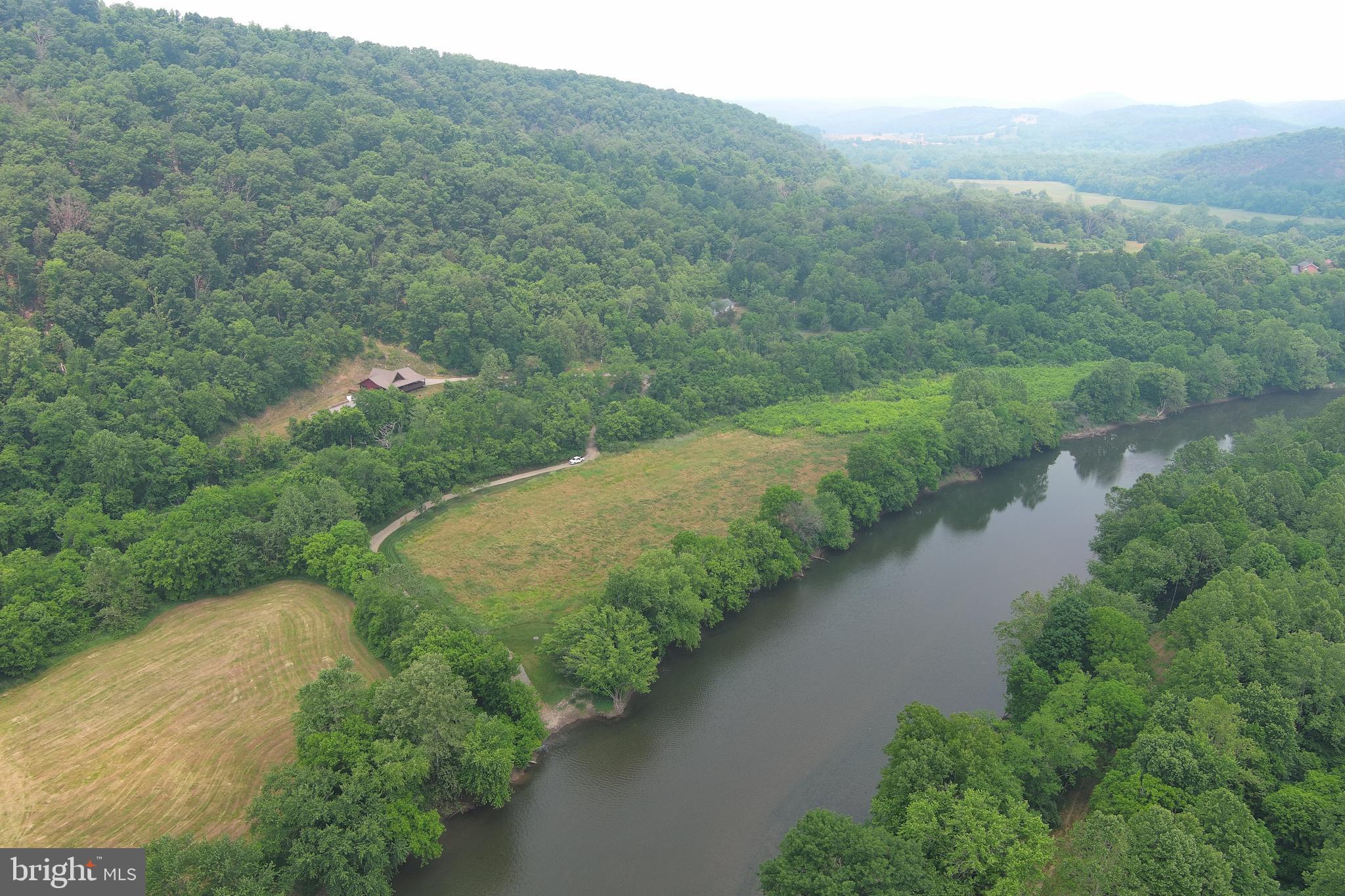 BLUE MEADOWS - Residential