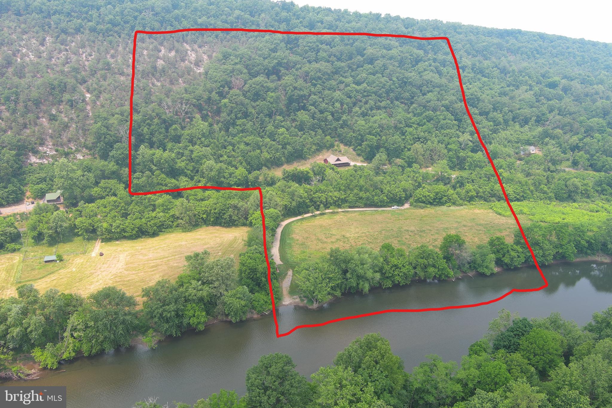 BLUE MEADOWS - Residential