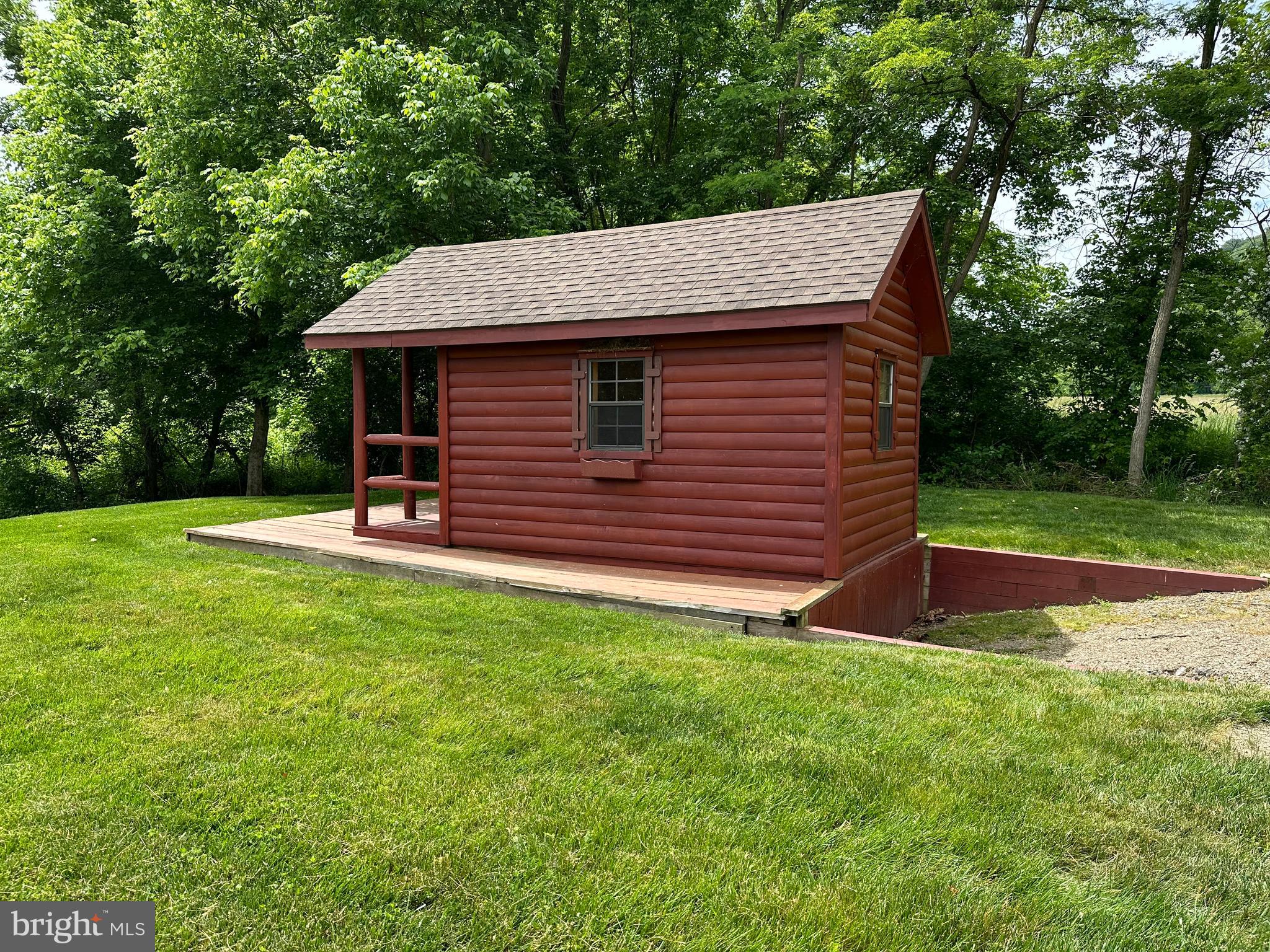 BLUE MEADOWS - Residential