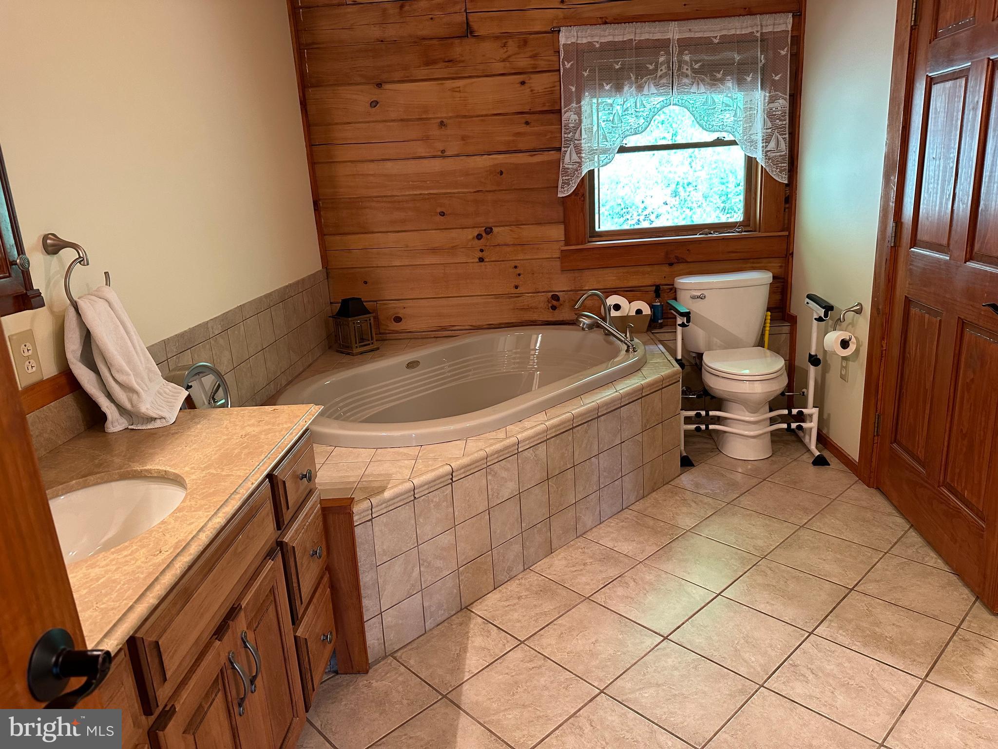 BLUE MEADOWS - Residential