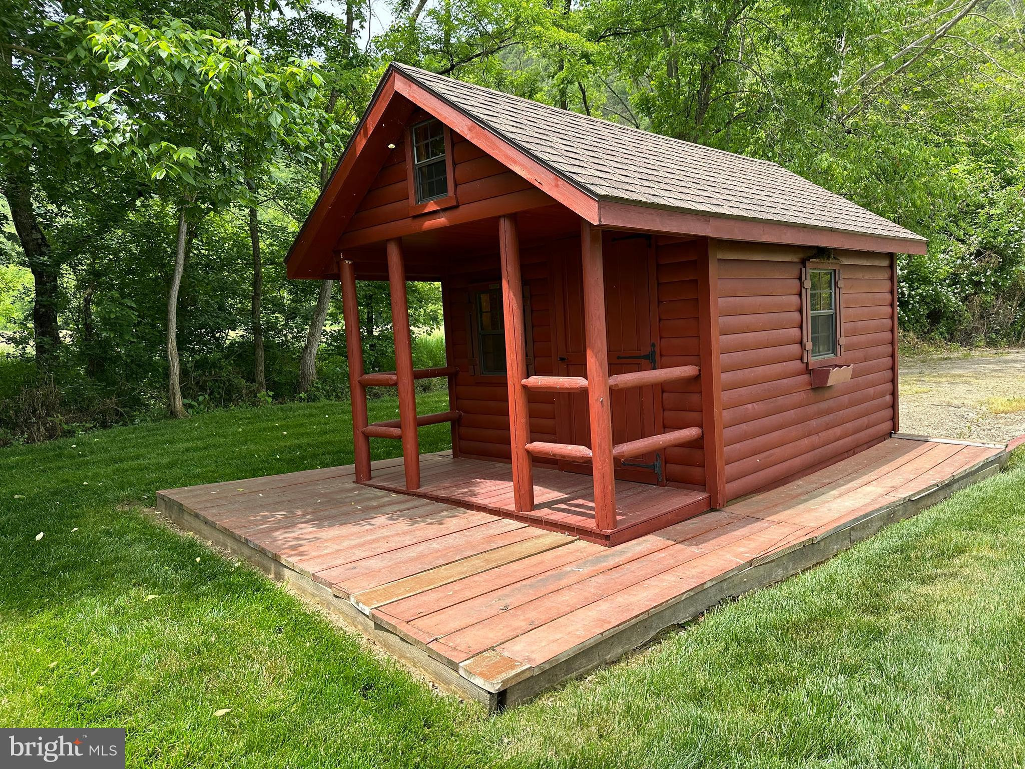 BLUE MEADOWS - Residential