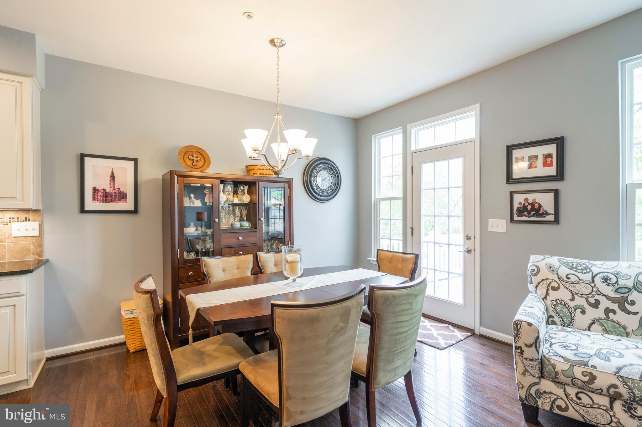 SPRINGFIELD MANOR - Residential