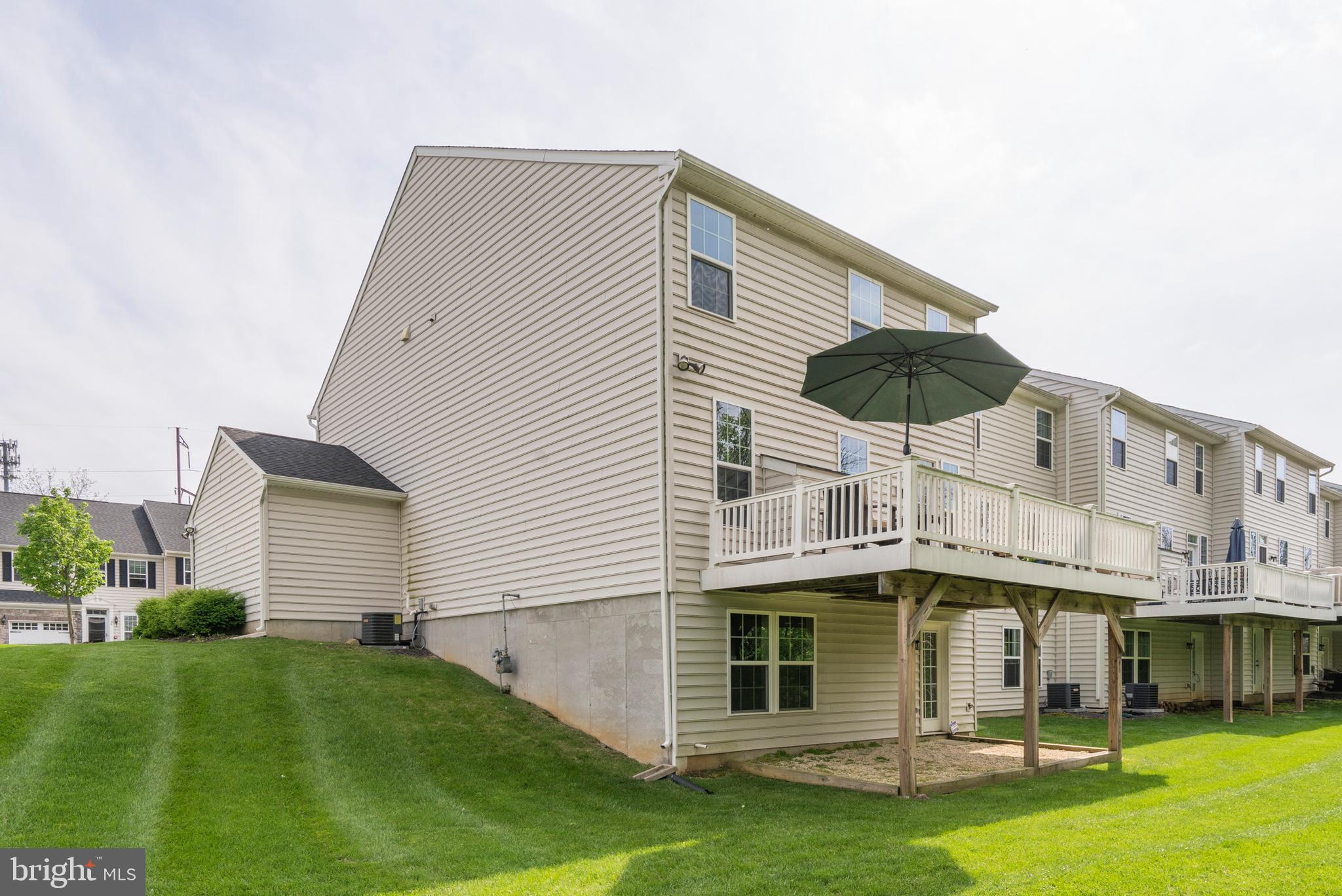 SPRINGFIELD MANOR - Residential