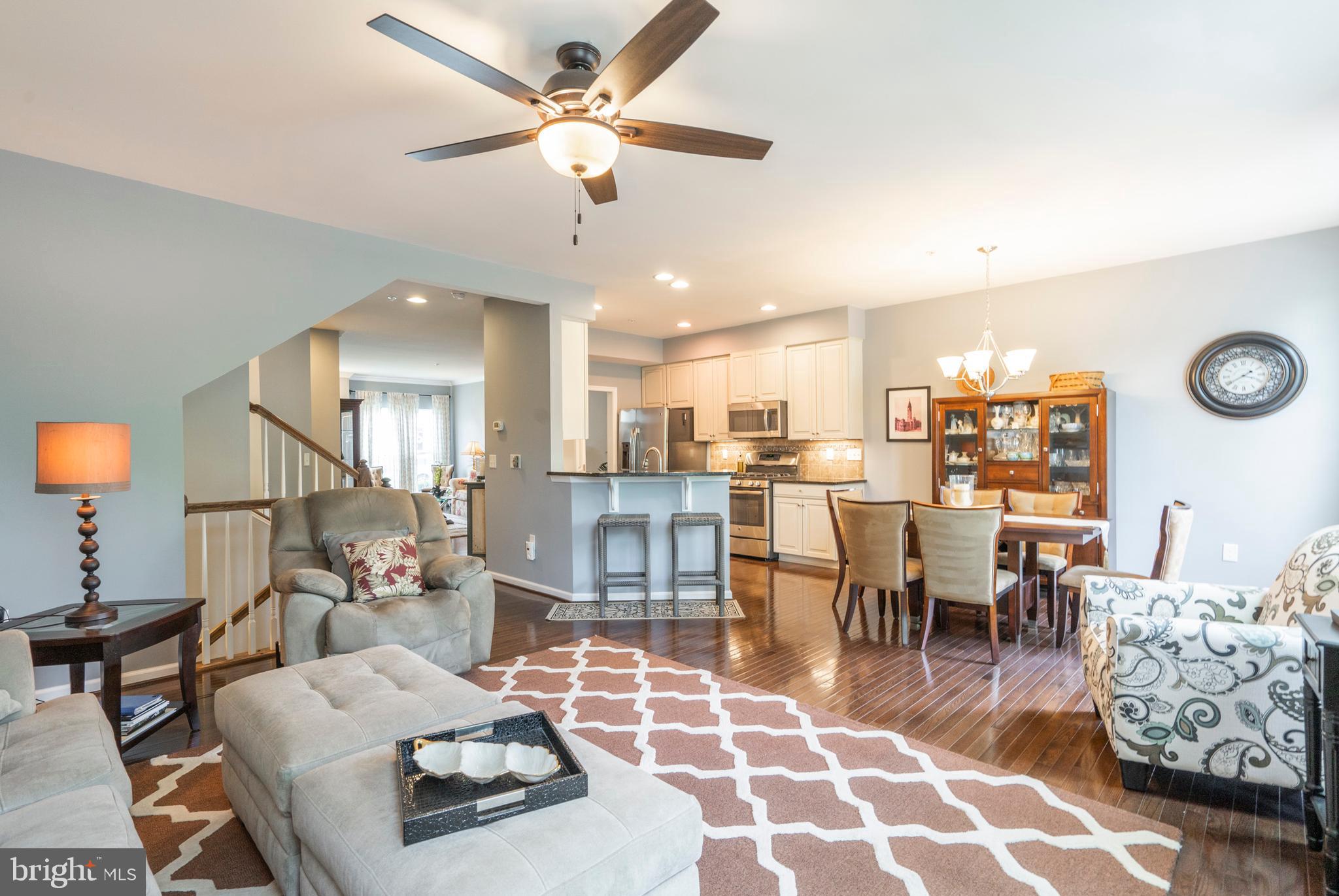 SPRINGFIELD MANOR - Residential