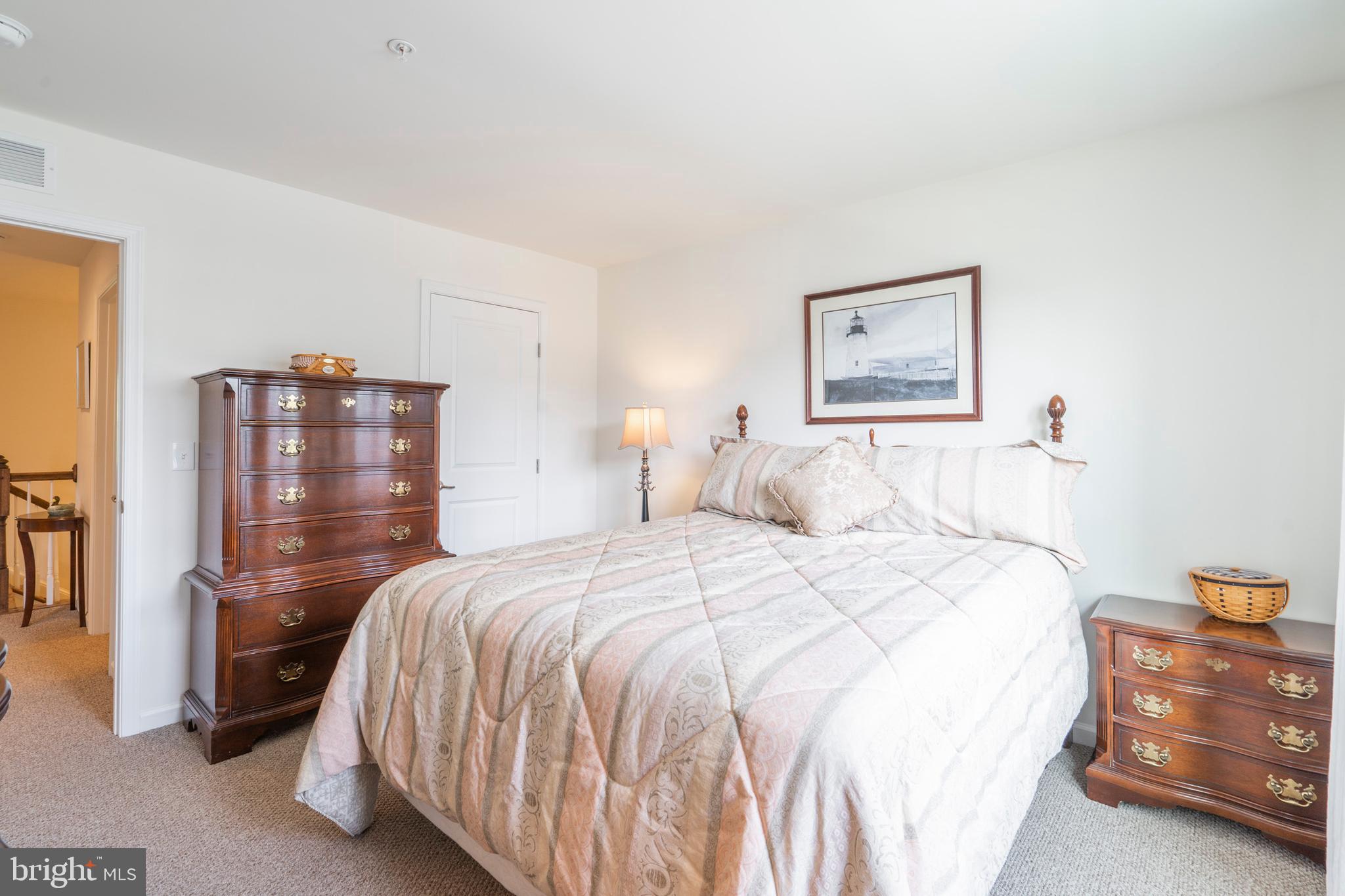 SPRINGFIELD MANOR - Residential