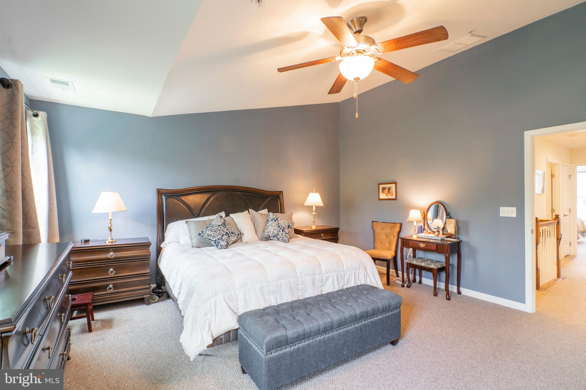 SPRINGFIELD MANOR - Residential