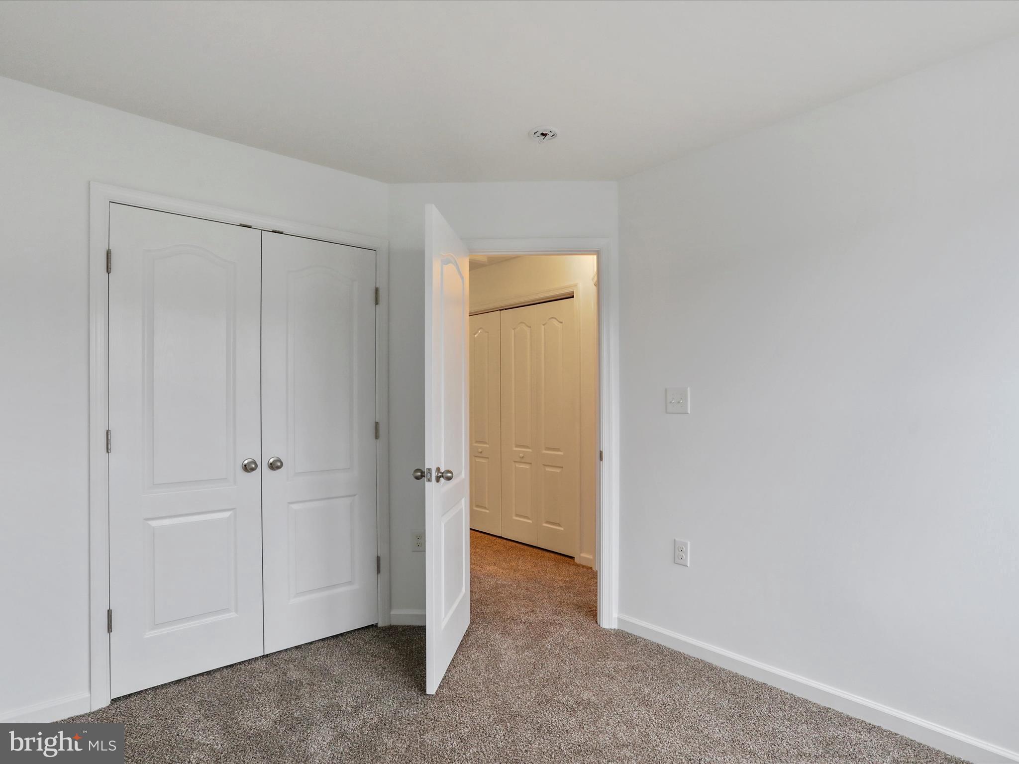 MANOR PARK - Residential