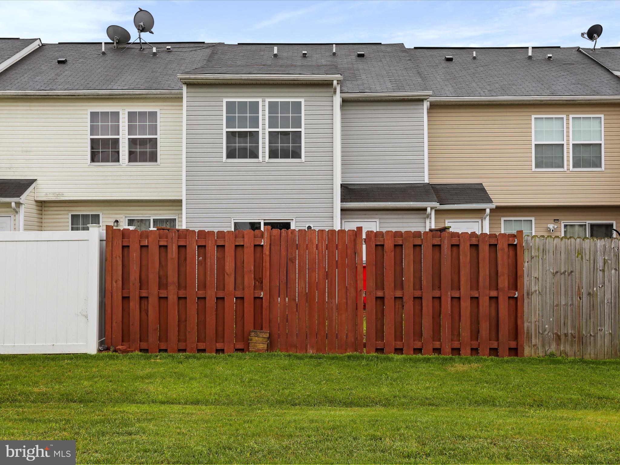 MANOR PARK - Residential