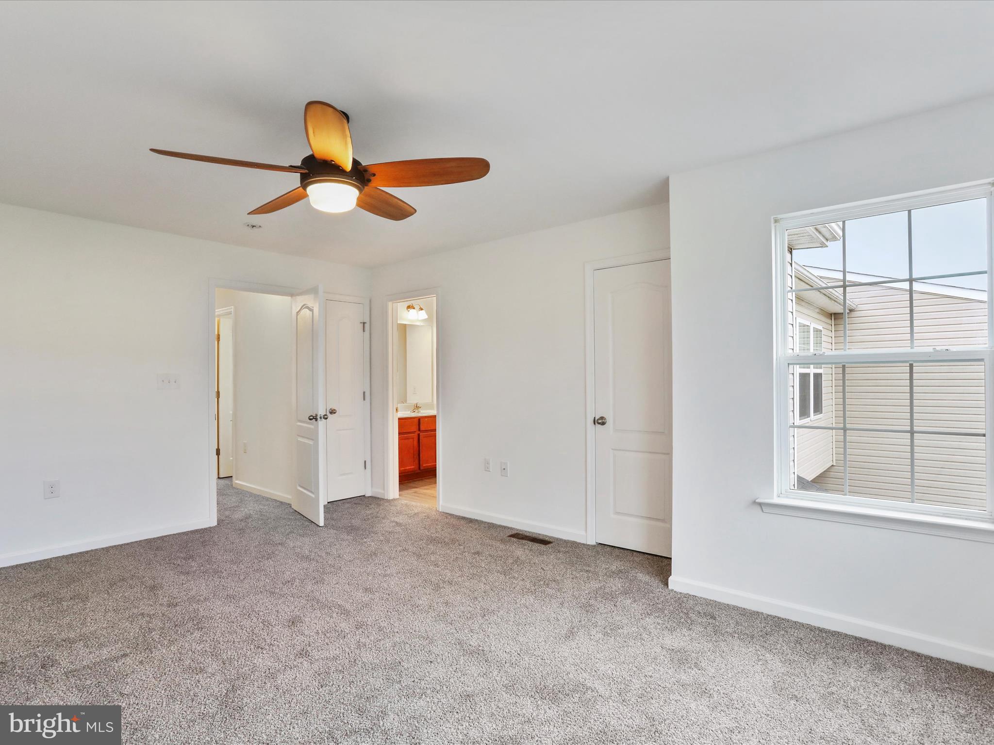 MANOR PARK - Residential