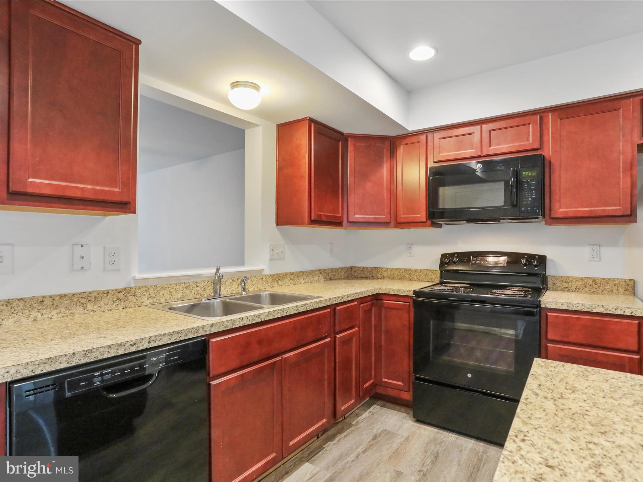 MANOR PARK - Residential