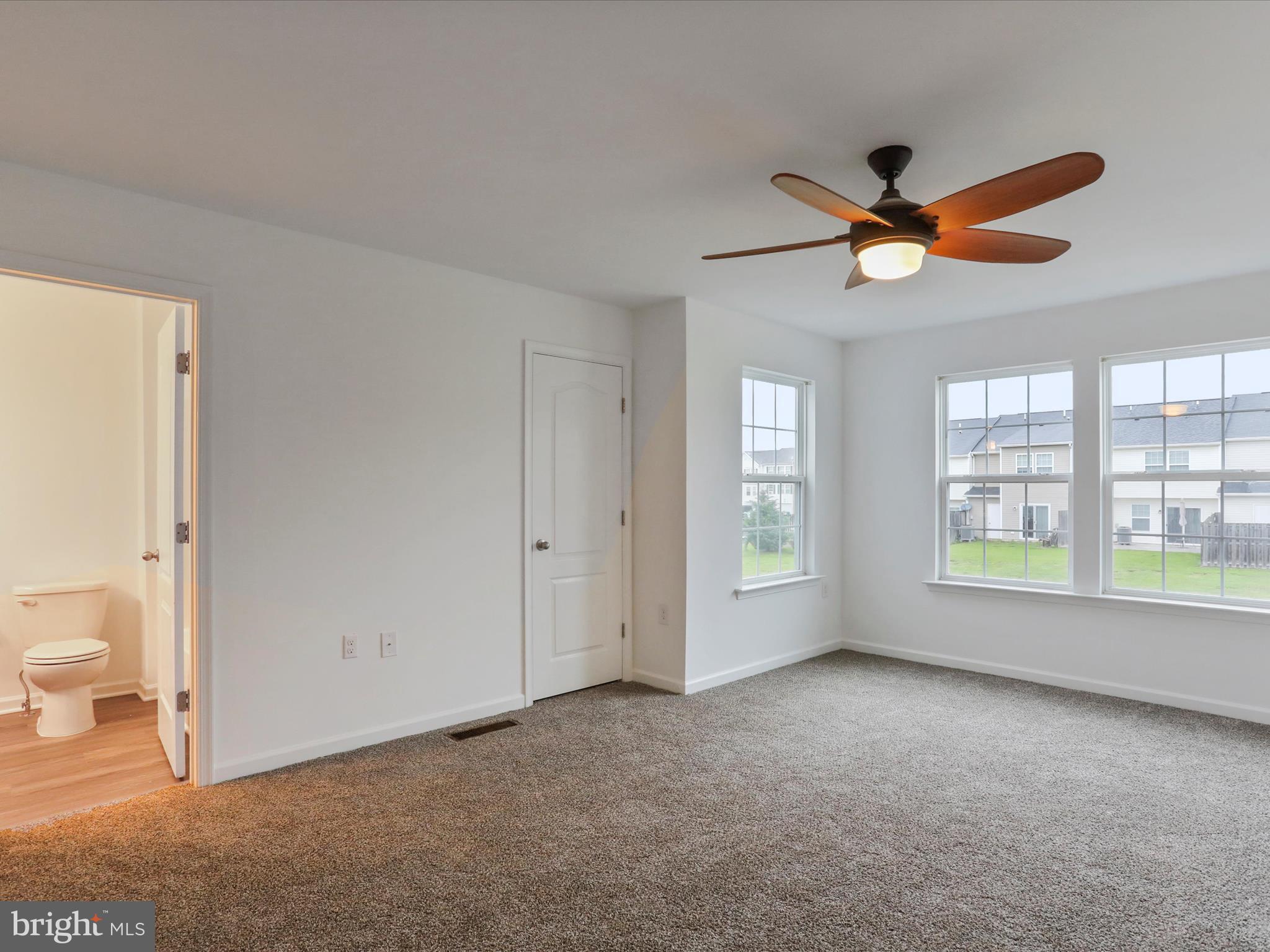 MANOR PARK - Residential