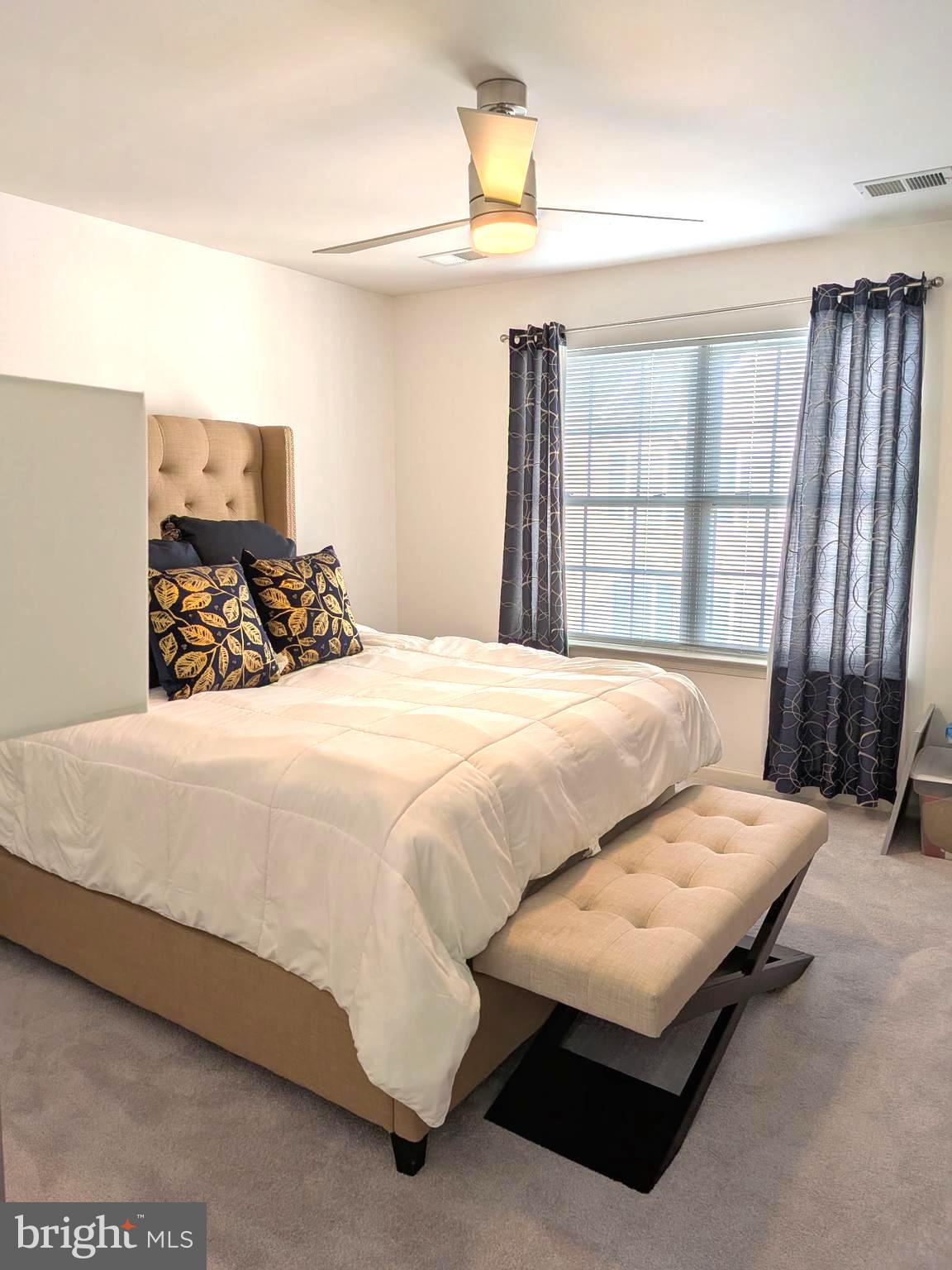 MCMULLEN SQUARE - Residential