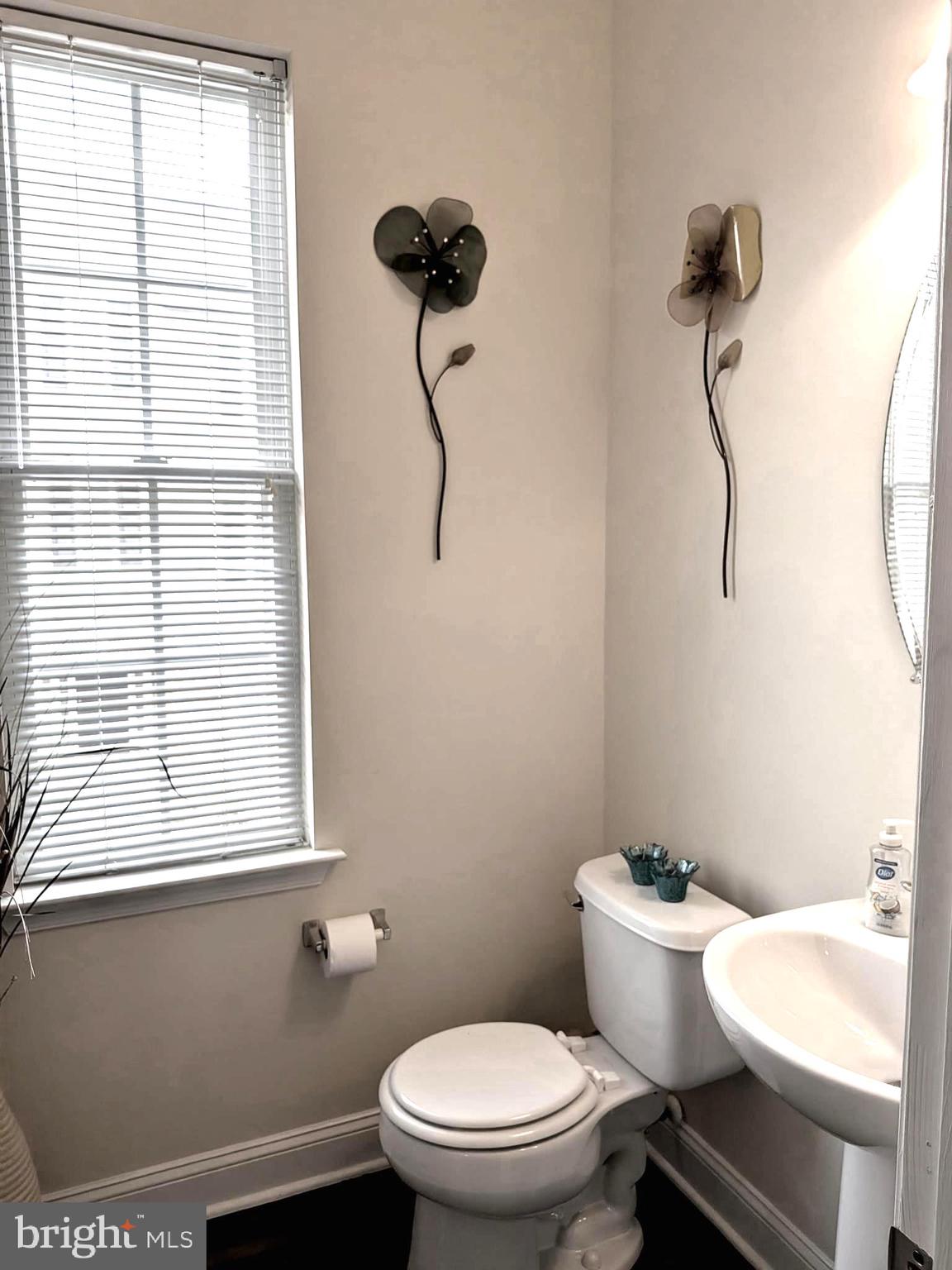 MCMULLEN SQUARE - Residential
