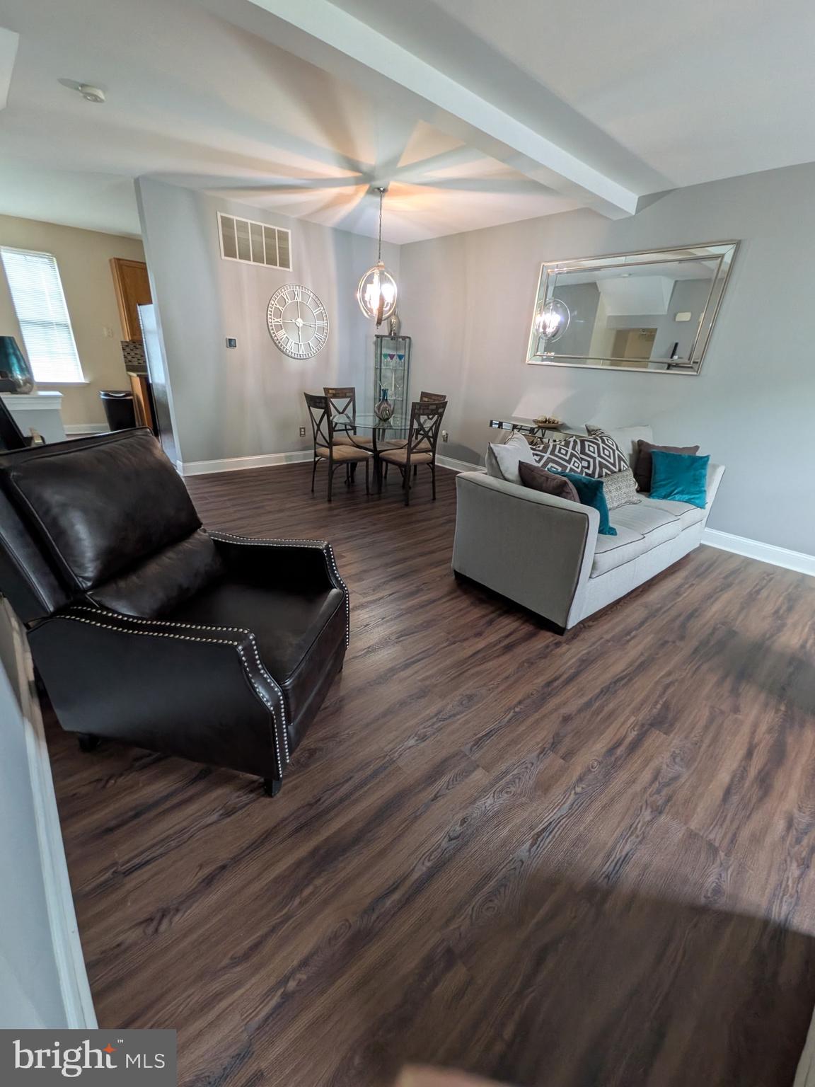 MCMULLEN SQUARE - Residential