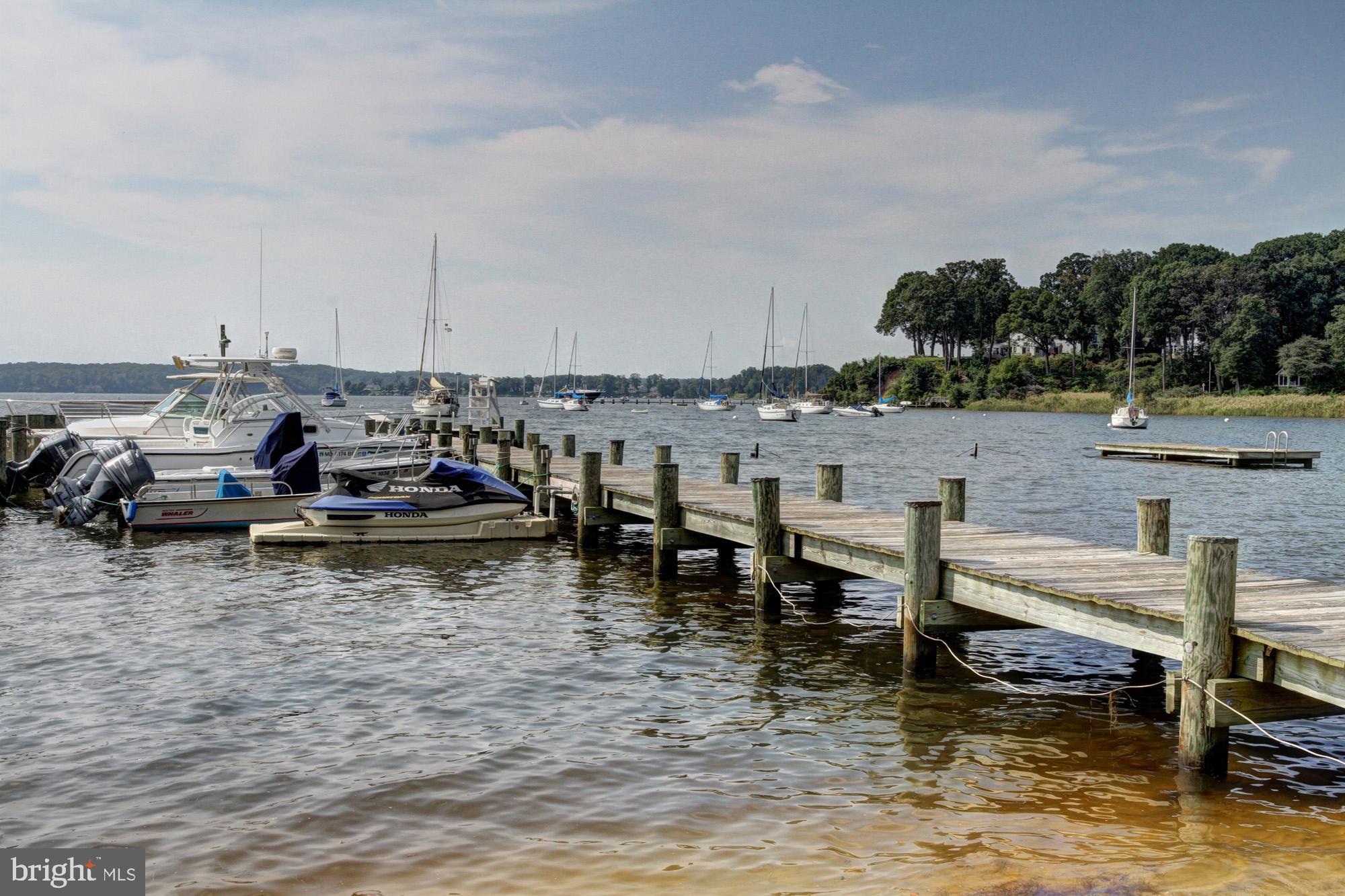 OLDE SEVERNA PARK - Residential