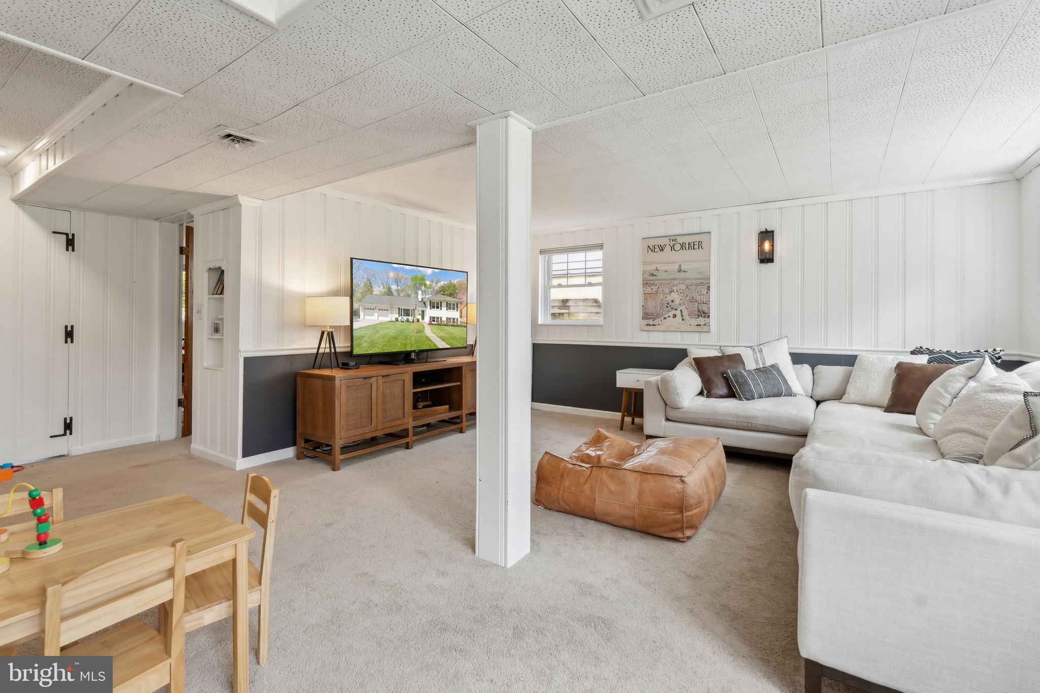 OLDE SEVERNA PARK - Residential