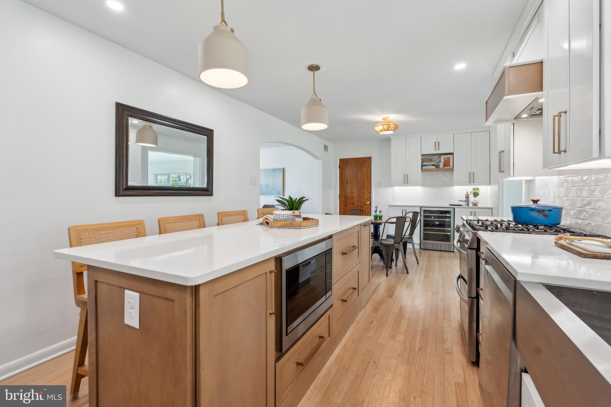 OLDE SEVERNA PARK - Residential