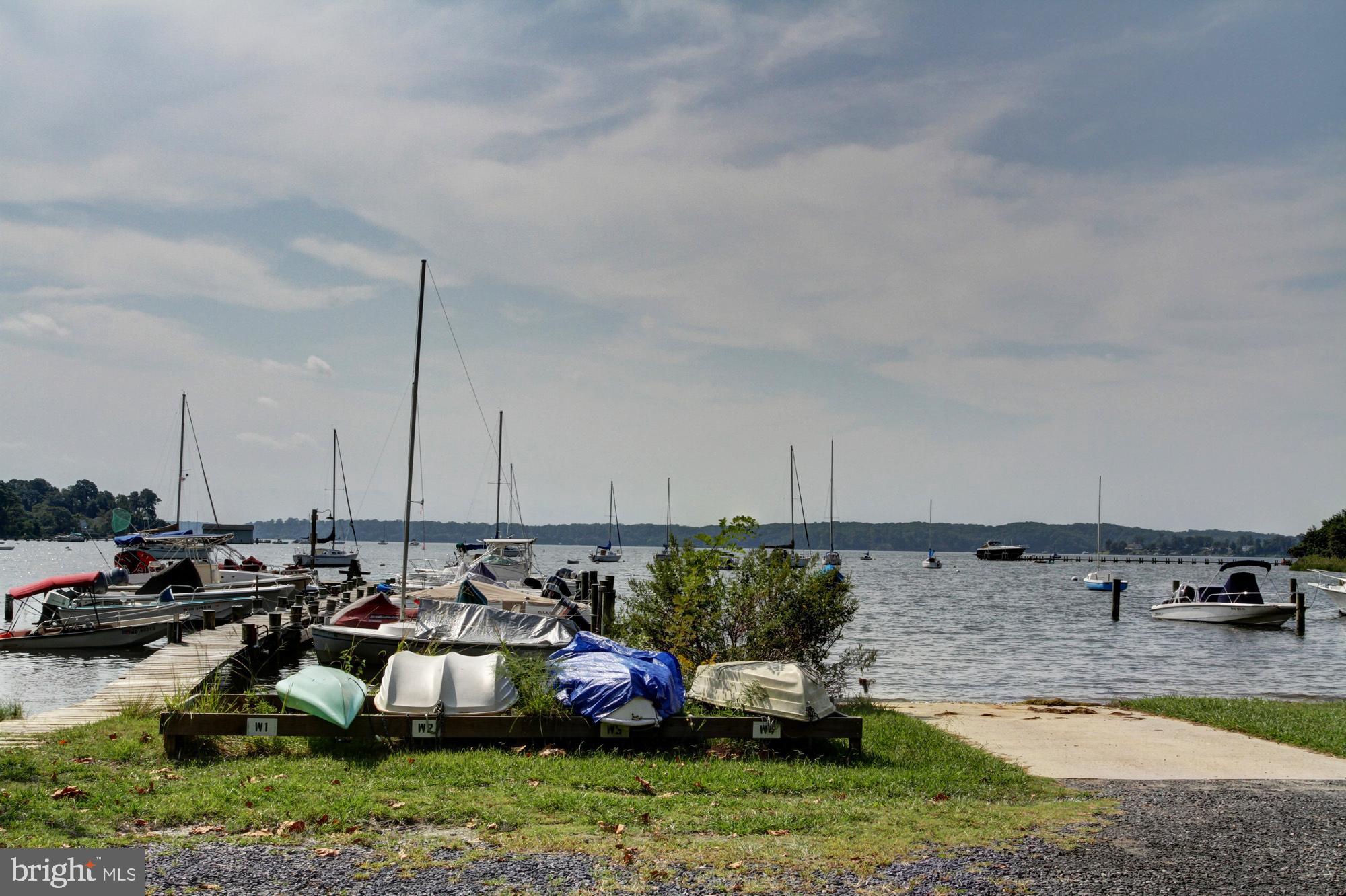 OLDE SEVERNA PARK - Residential