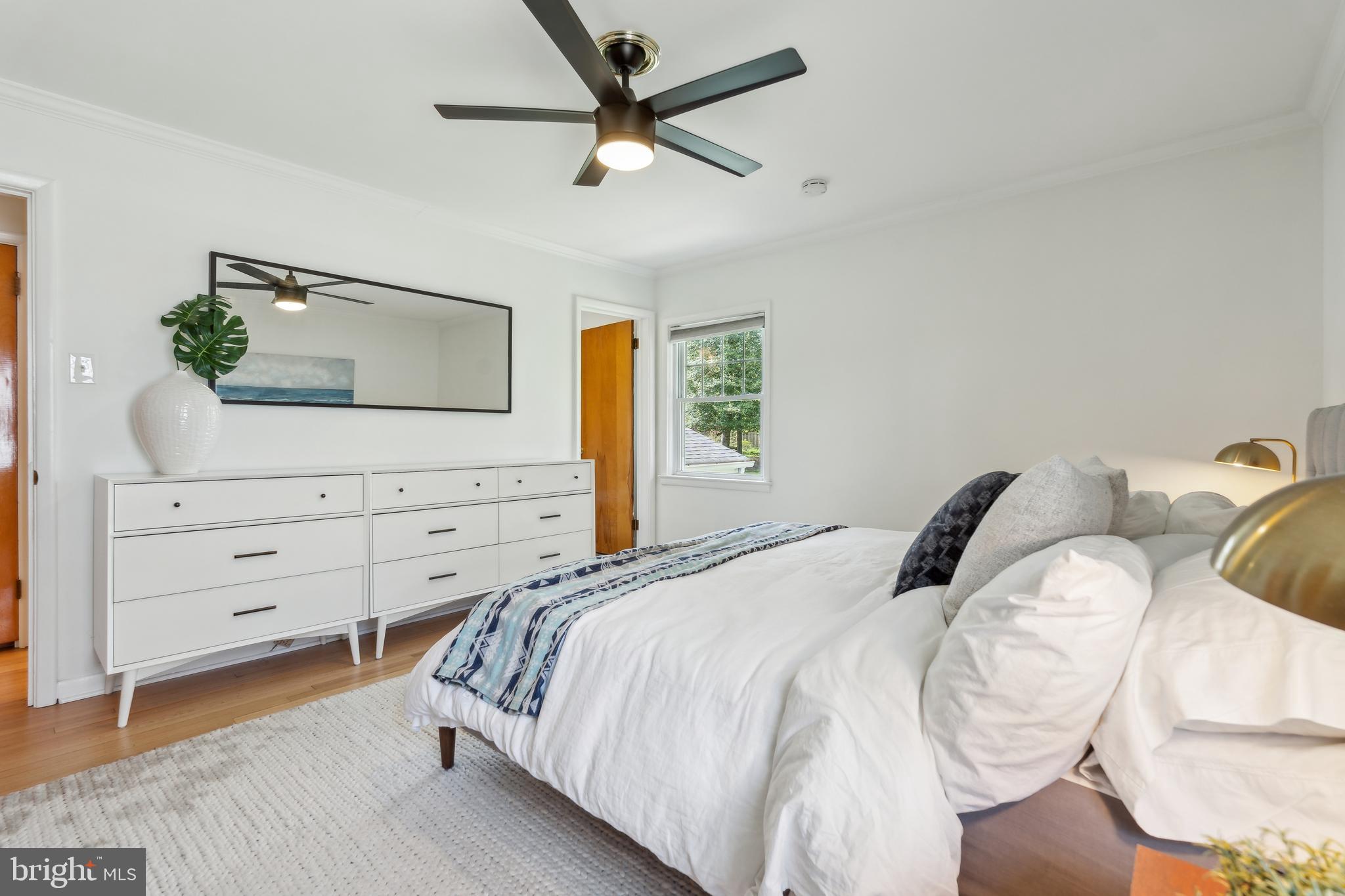 OLDE SEVERNA PARK - Residential