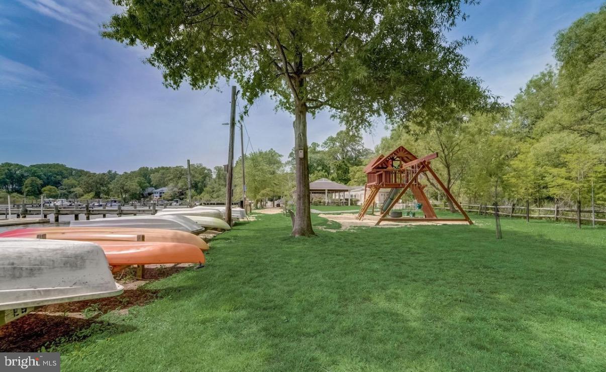 OLDE SEVERNA PARK - Residential