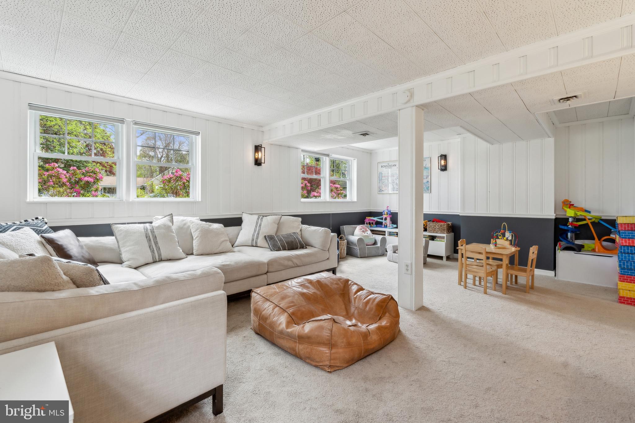 OLDE SEVERNA PARK - Residential