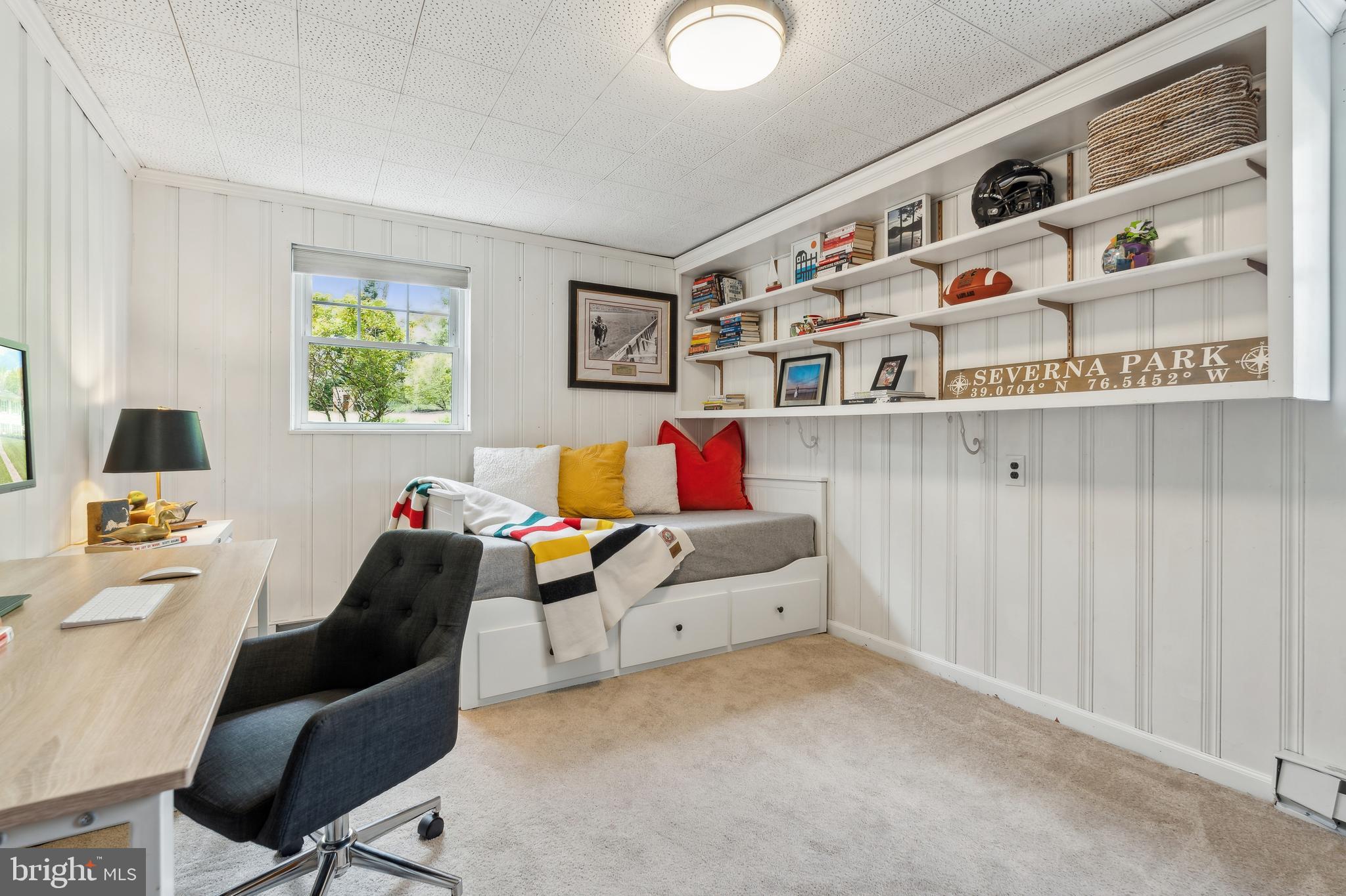 OLDE SEVERNA PARK - Residential