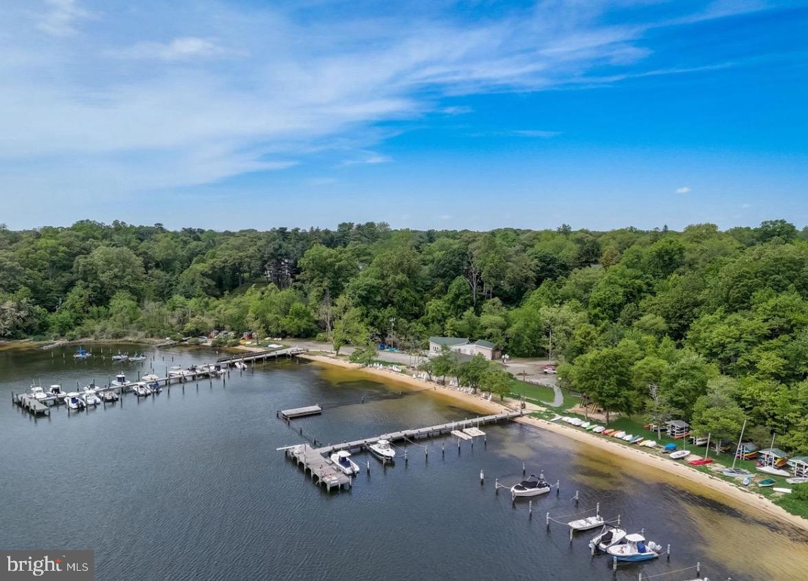 OLDE SEVERNA PARK - Residential