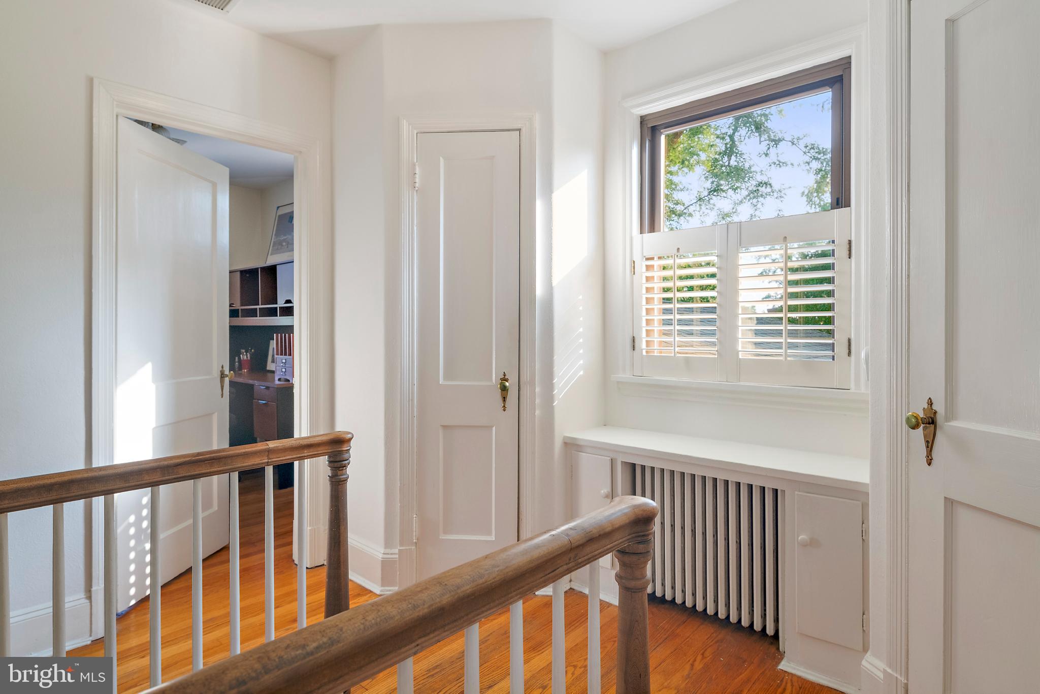 MURRAY HILL - Residential