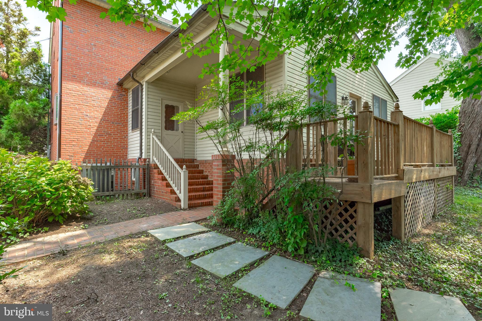 MURRAY HILL - Residential