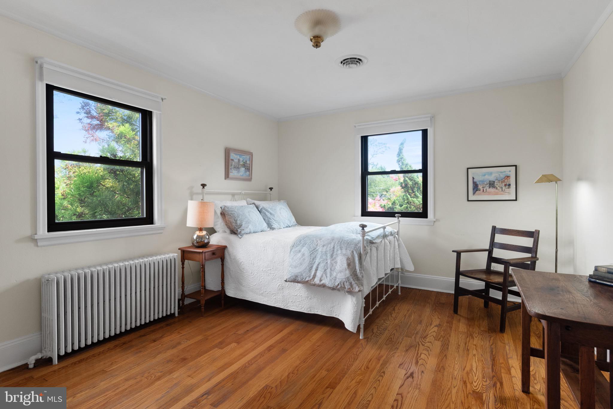 MURRAY HILL - Residential