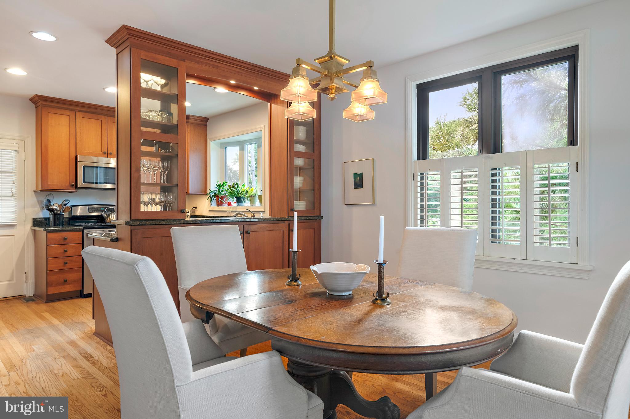 MURRAY HILL - Residential