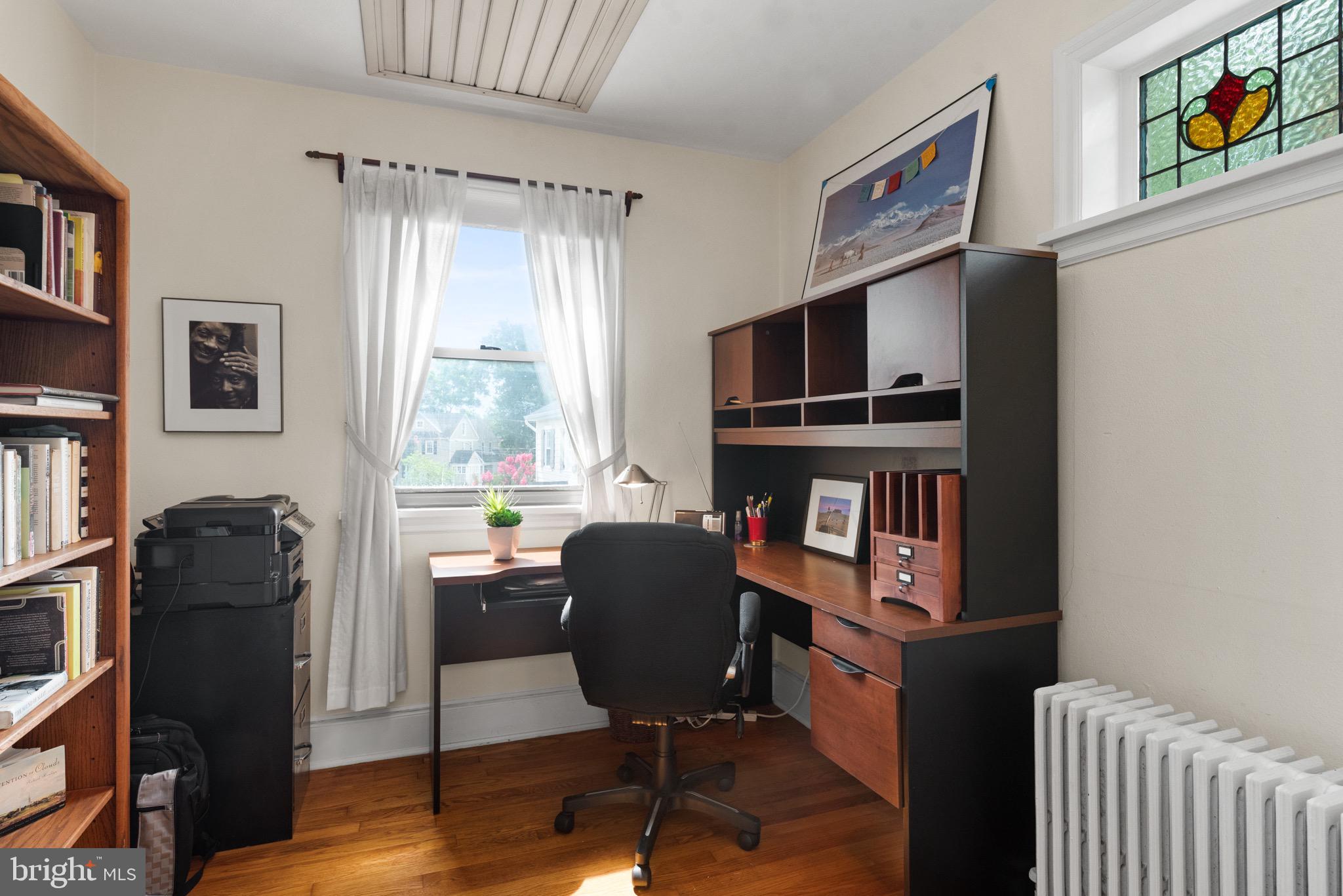 MURRAY HILL - Residential